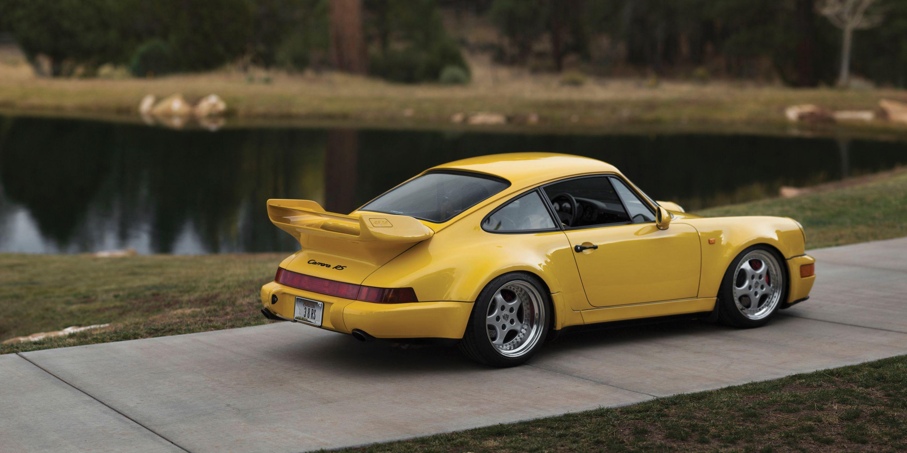 2943x1471 Some Cars