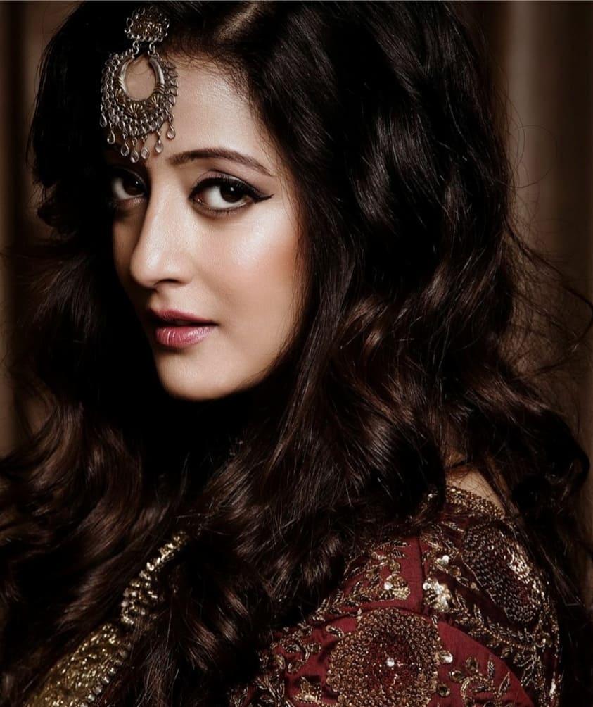 843x1004 Raima Sen Photo: Latest Raima Sen Image, HD Wallpaper, Picture, Gallery of Actor Raima Sen
