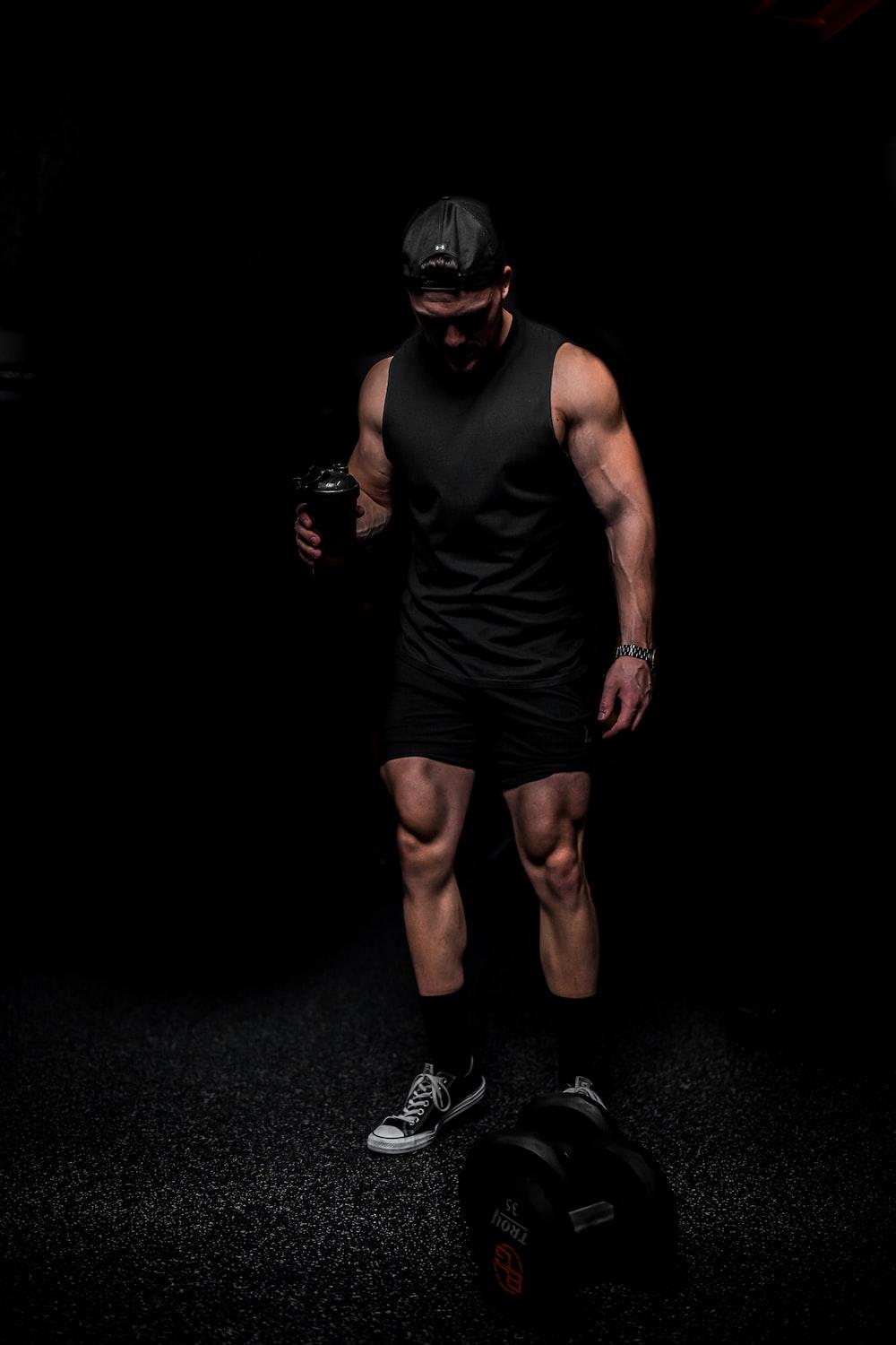 1000x1500 Man In Gym Picture. Download Free Image