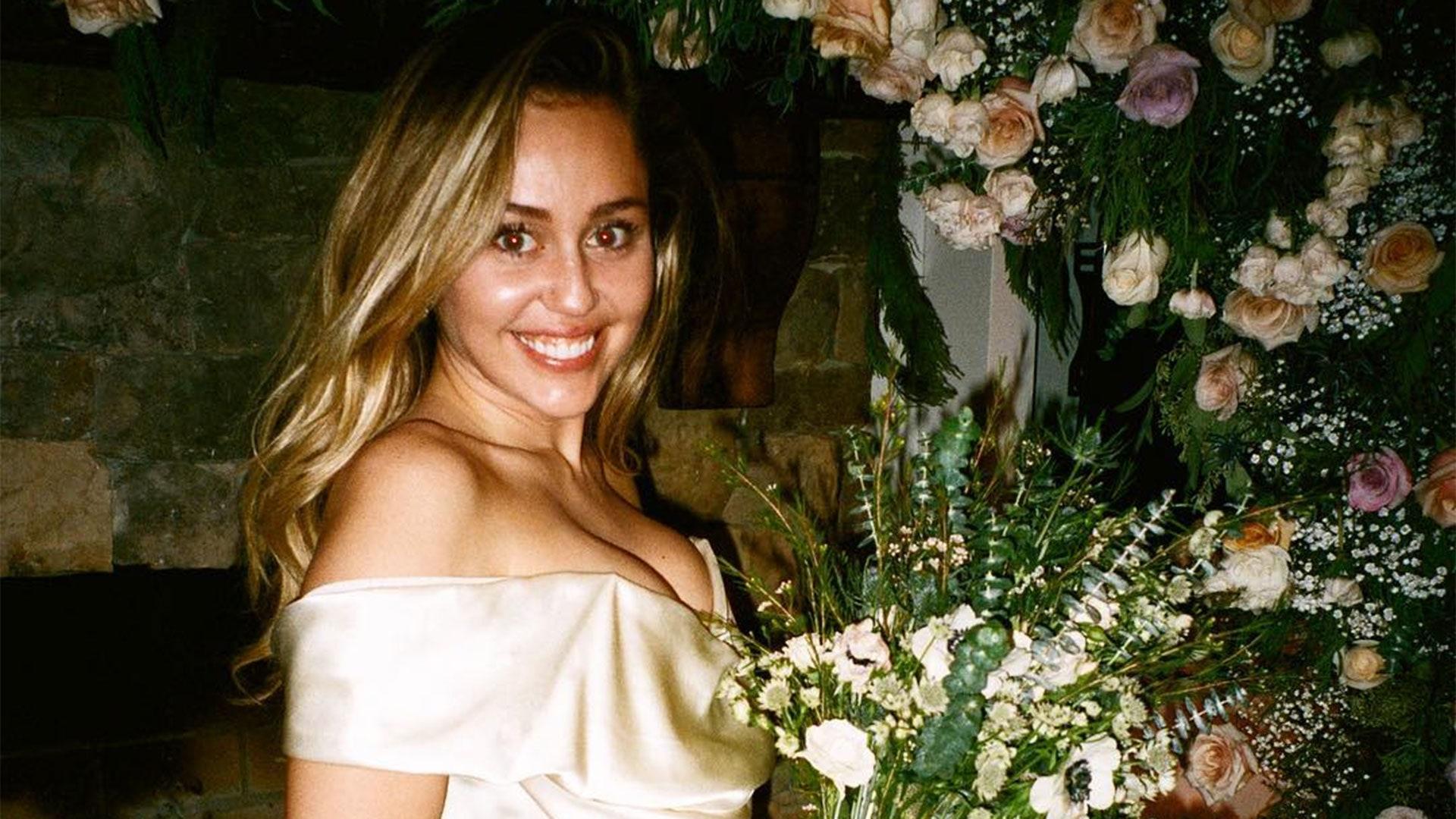 1920x1080 Miley Cyrus and Liam Hemsworths' Unseen Wedding Photo