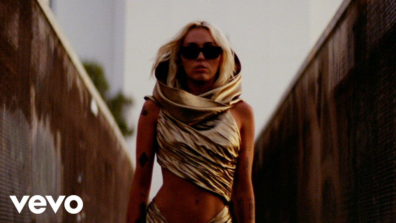 1280x720 Miley Cyrus Drops 'Flowers' Video: Watch