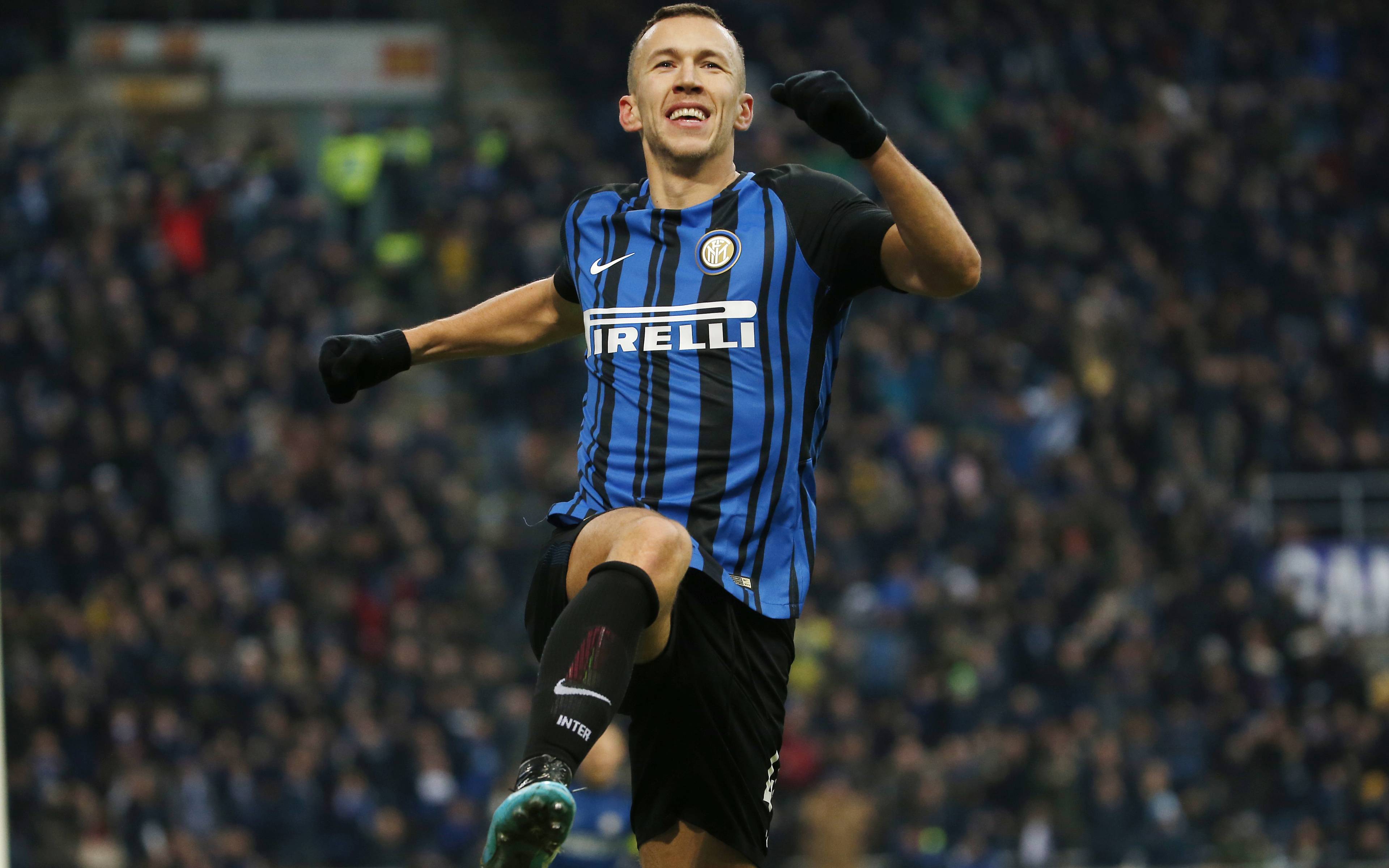 3840x2400 Mauro Icardi Argentina Footballer Wallpaper, HD Sports 4K Wallpaper, Image, Photo and Background