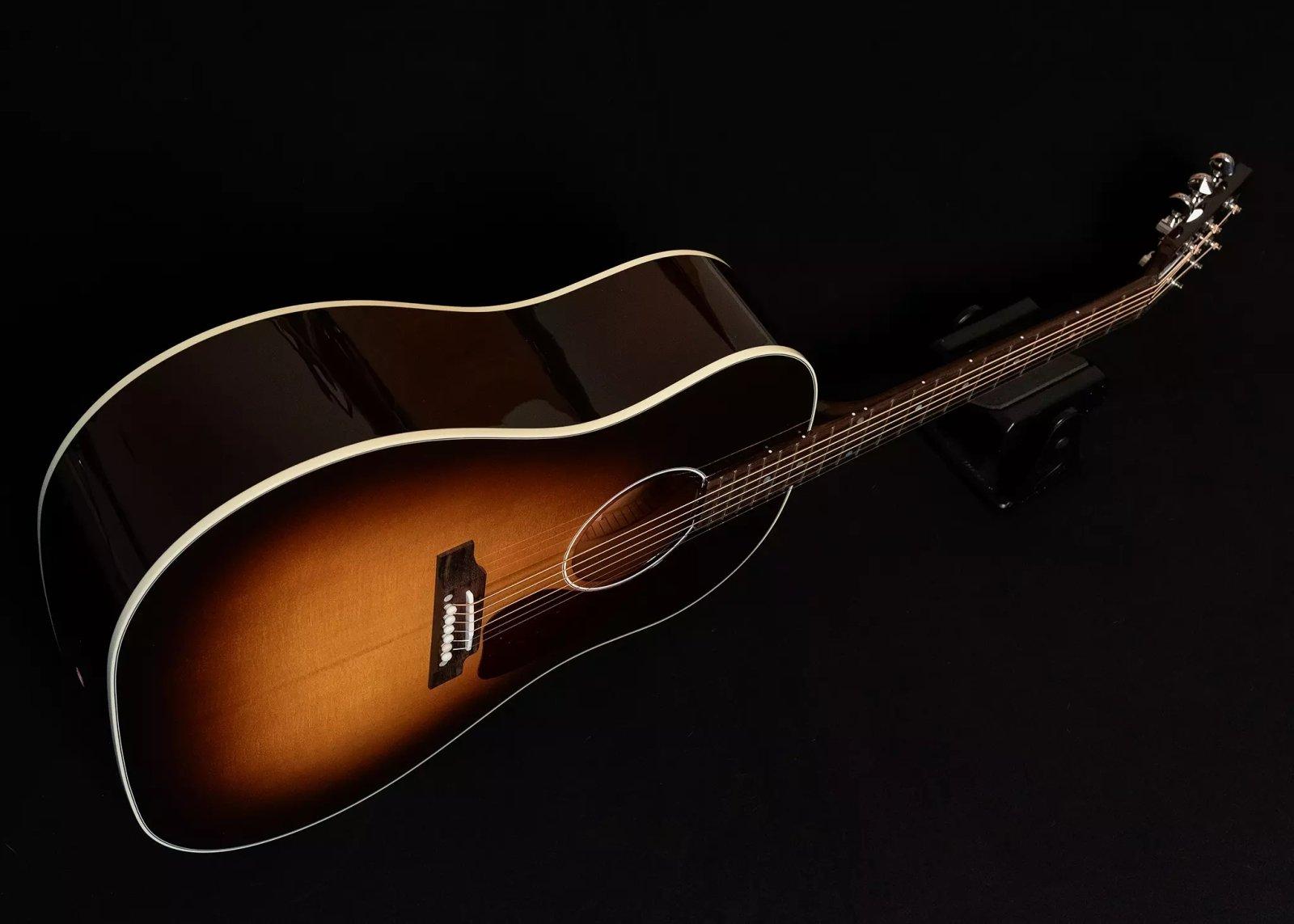 1600x1143 Gibson Acoustic J 45 Standard's Woodstock Music