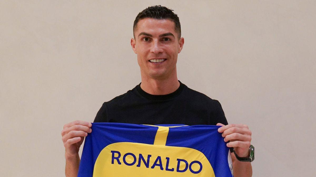 1200x675 Cristiano Ronaldo signs for Saudi team Al Nassr