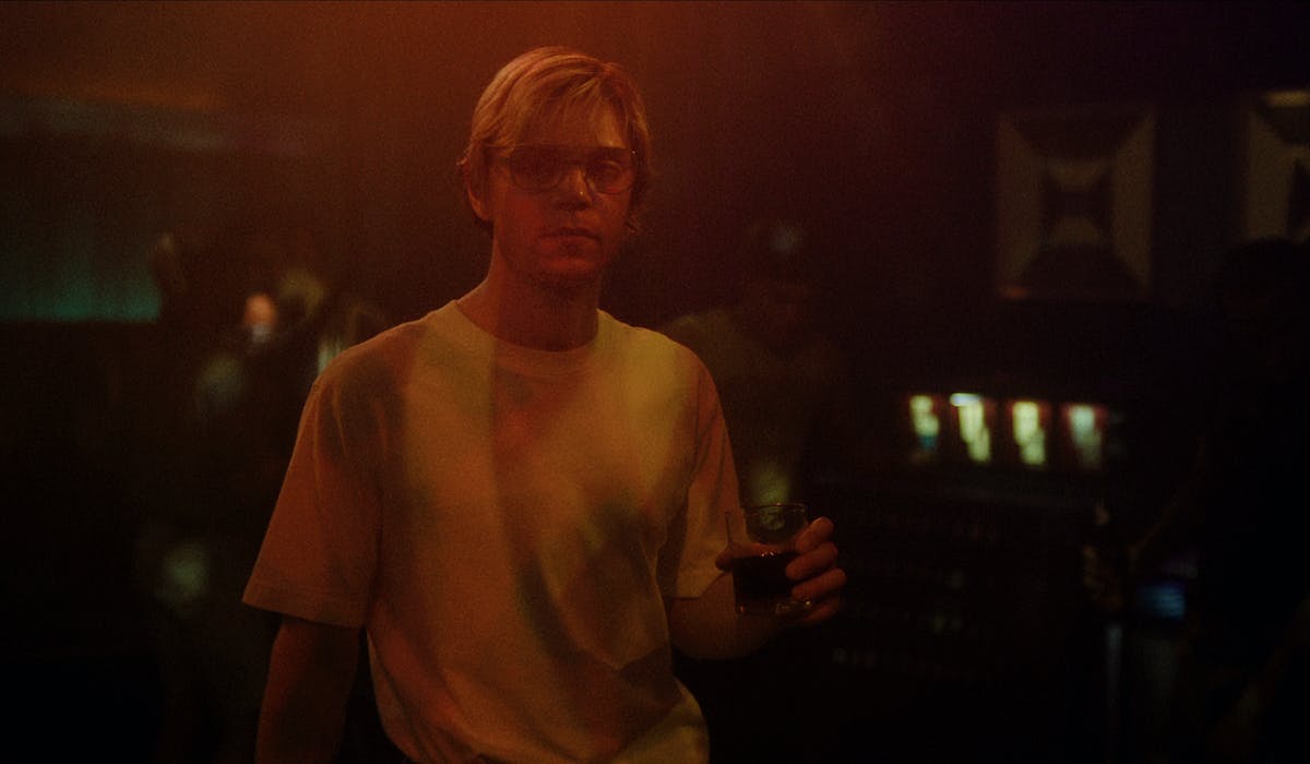1200x700 Netflix on the horrific true events, the first of two trailers for DAHMER: The Jeffrey Dahmer Story from Ryan Murphy, starring Evan Peters and Niecy Nash, has