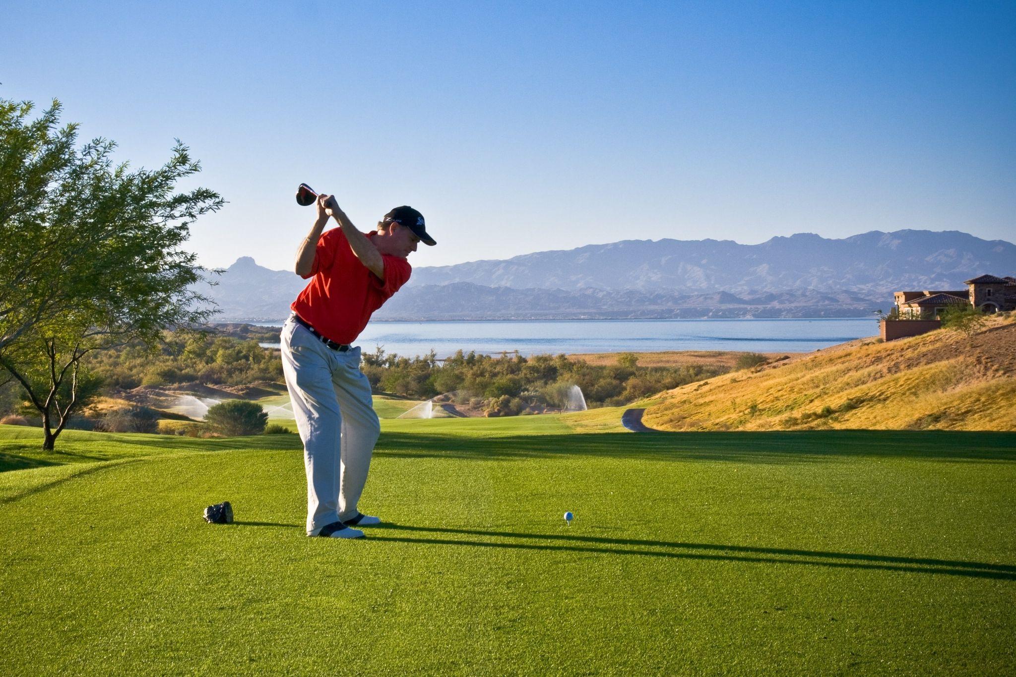2048x1365 golf HD widescreen wallpaper for desktop. sharovarka