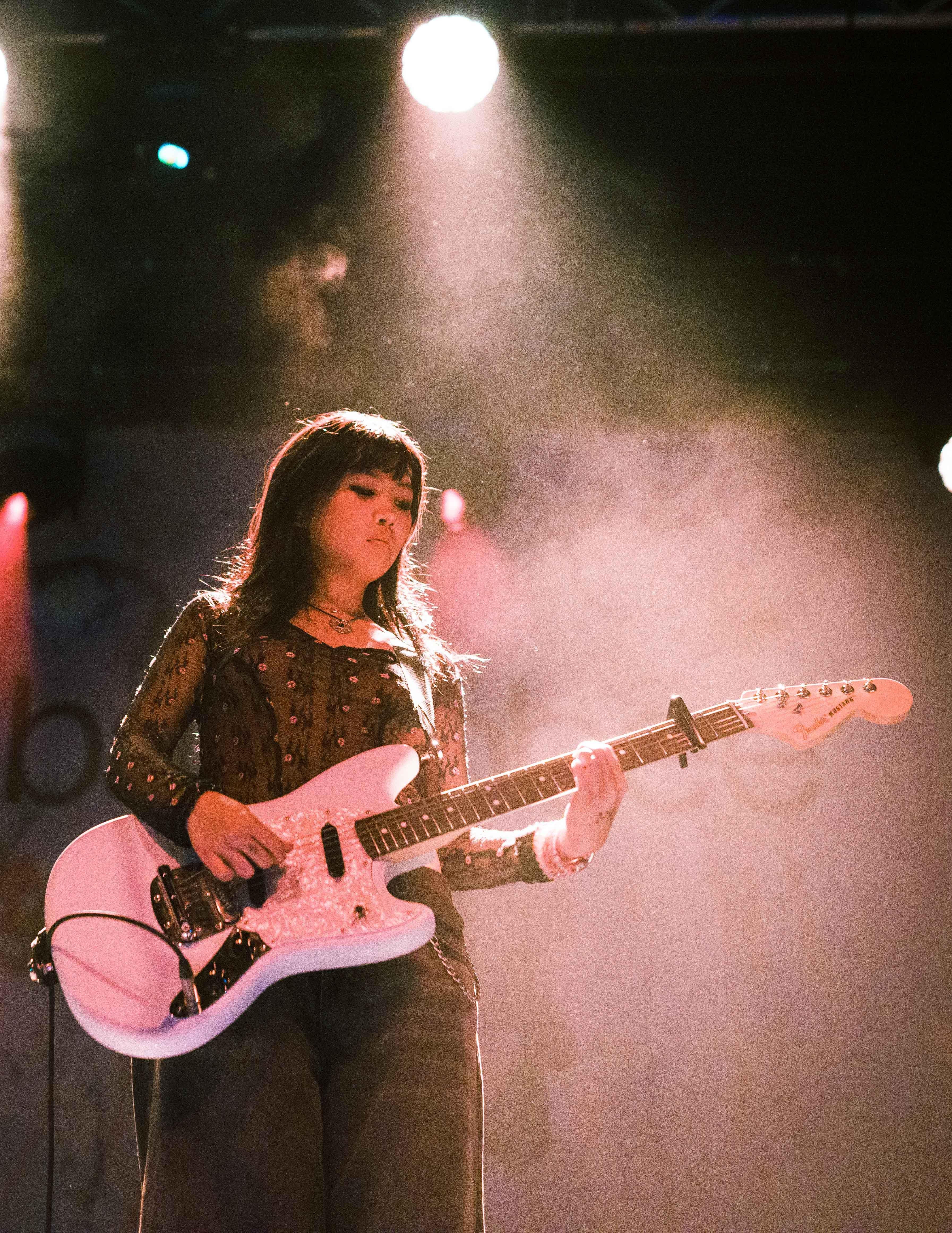 3586x4641 I photographed Beabadoobee at the Academy, Manchester