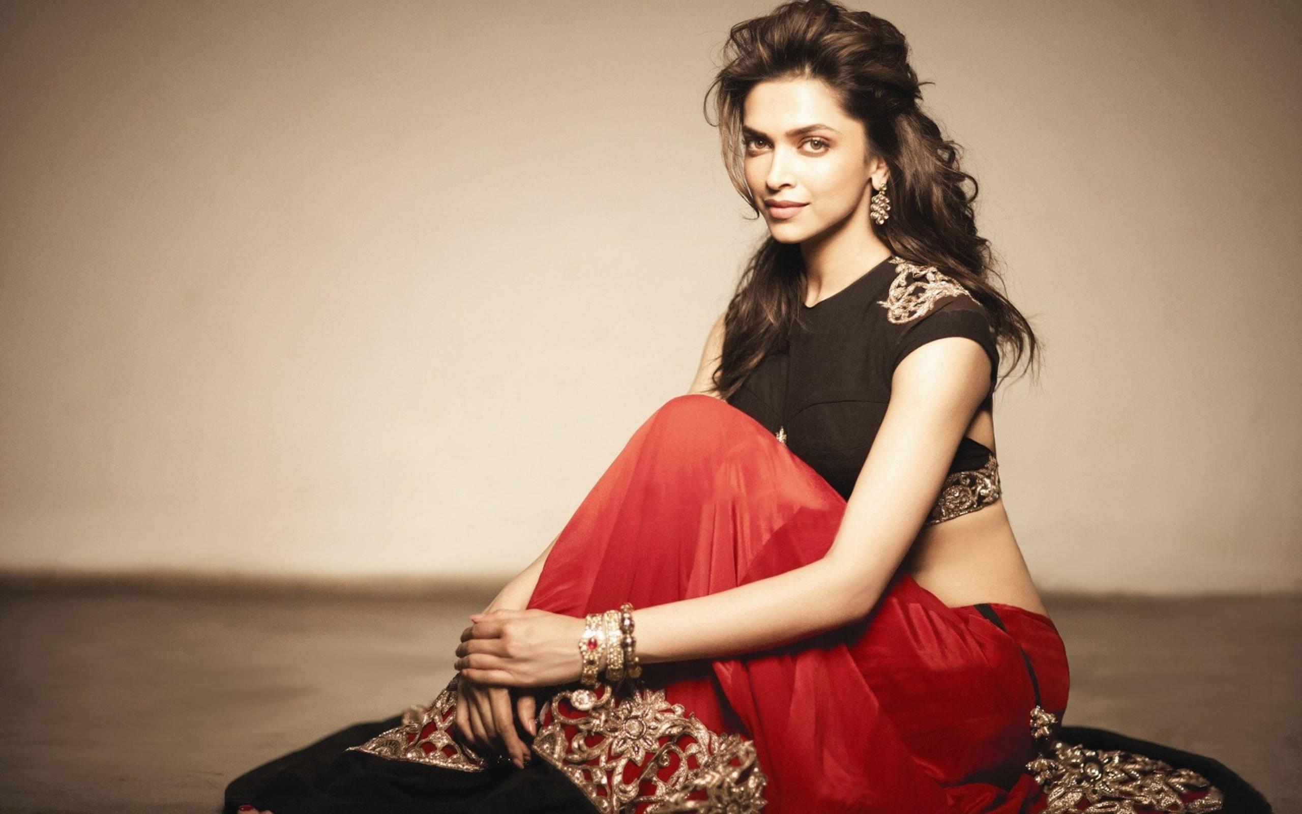 2560x1600 Download Deepika Padukone Black Red Lehenga Wallpaper