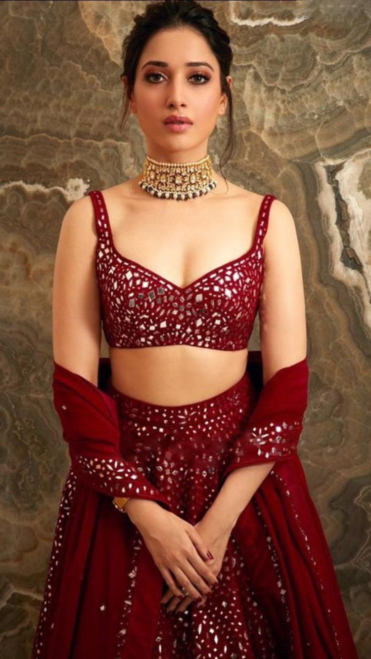 750x1334 Bollywood Bridal Lehenga. Best Indian Bridal Lehenga image