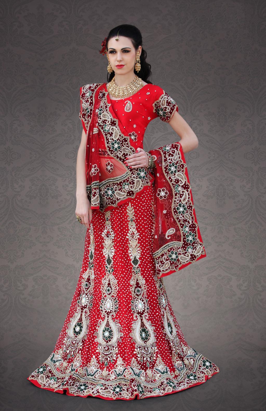 1024x1580 Free download Indian Bridal Lehenga Online Indian Lehnga Dress Suites Design 2014 [1024x1580] for your Desktop, Mobile & Tablet. Explore Wallpaper Online India. India Wallpaper, HD Wallpaper India, India Wallpaper Desktop