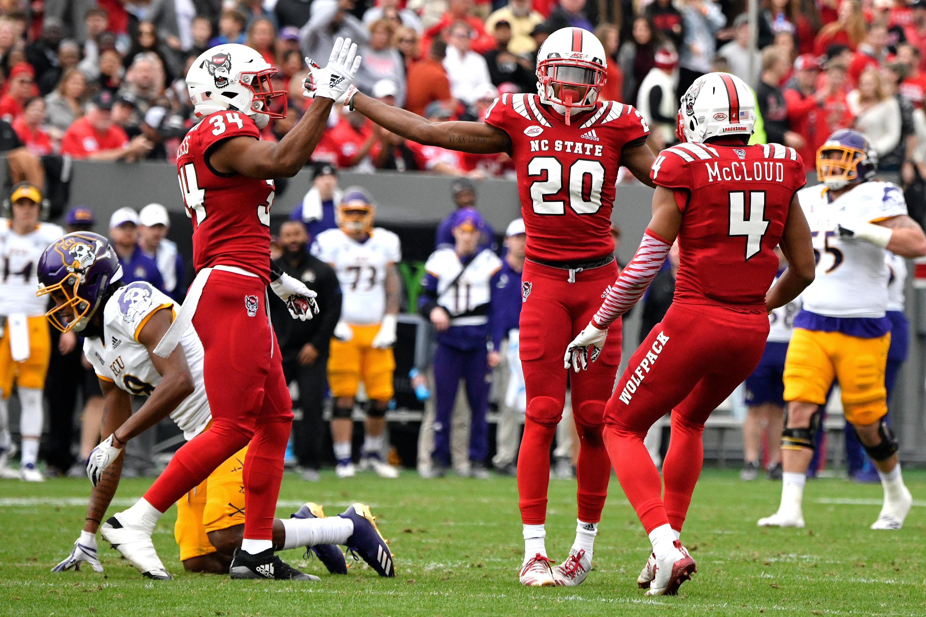 3200x2133 NC State Wolfpack Wallpaper and Background 4K, HD, Dual Screen