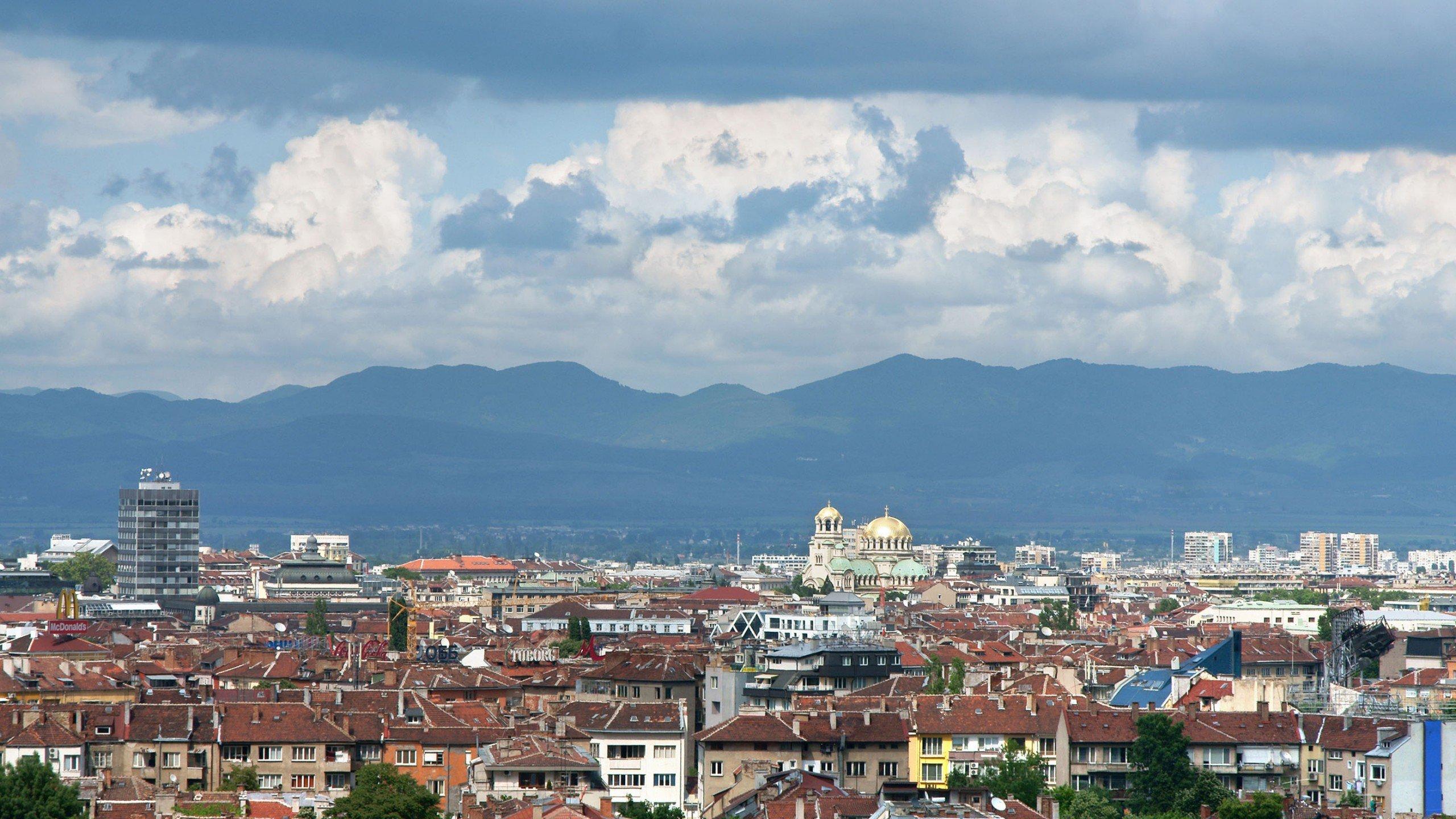 2560x1440 Sofia Bulgaria MontaA Wallpaperx1440