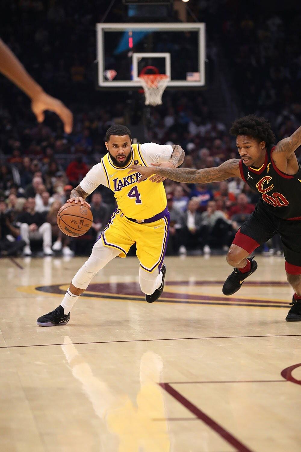 1000x1500 Photos: Lakers Vs Cavaliers (3 21 22) Photo Gallery