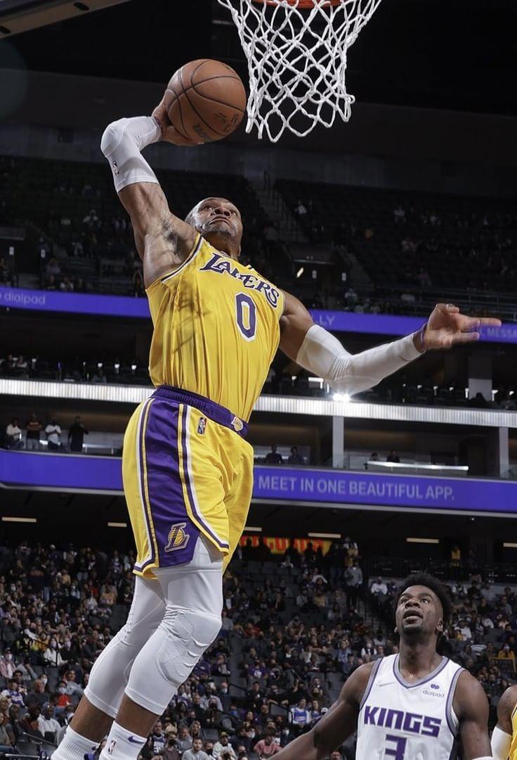 736x1080 Brodie. Los angeles lakers, Lakers, Nba