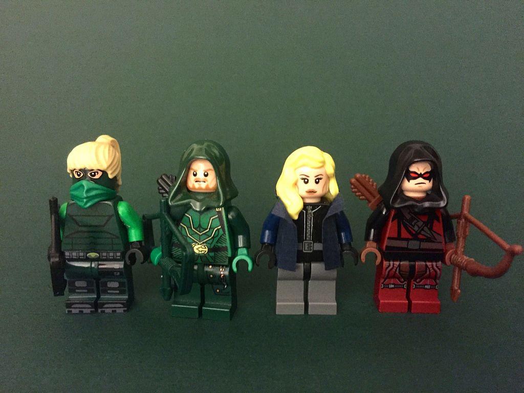 1024x768 Green Arrow Family. PLEASE COMMENT IF YOU FAVORITE so i rec