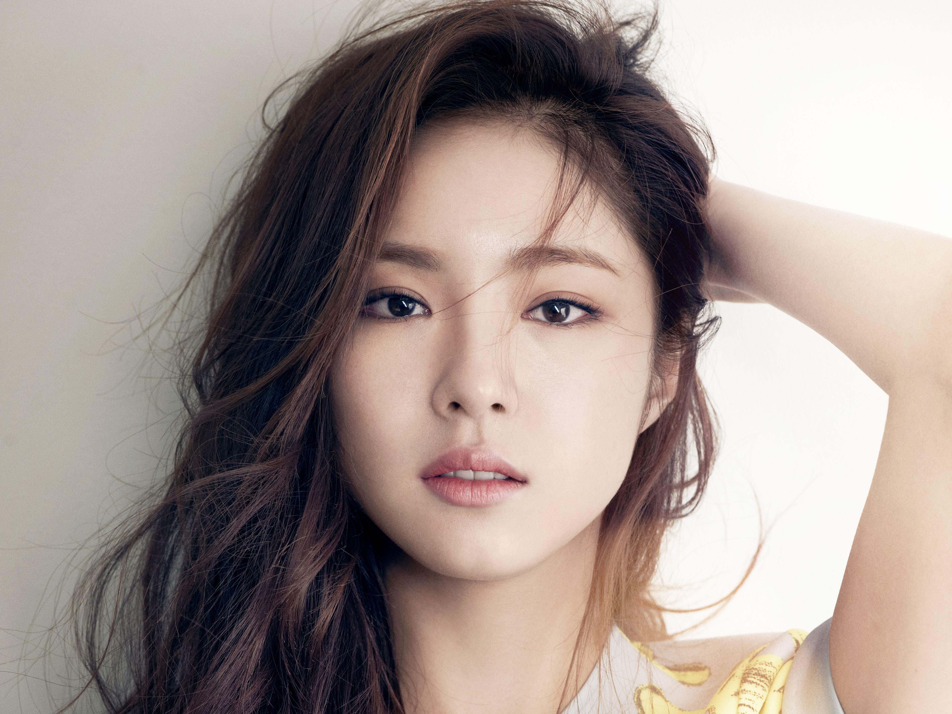 Korean Actress Wallpapers - Top Free Korean Actress Backgrounds -  WallpaperAccess