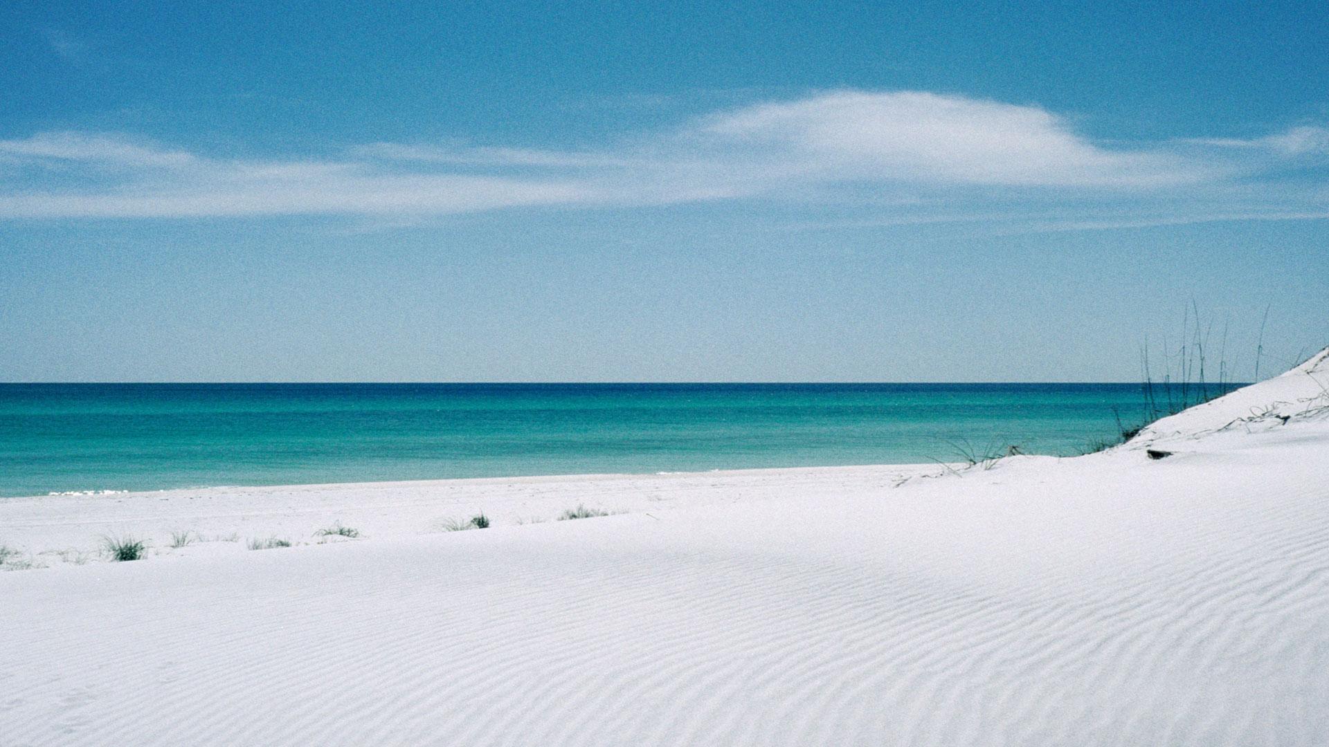 1920x1080 Desktop Picture: Sea and White Sand