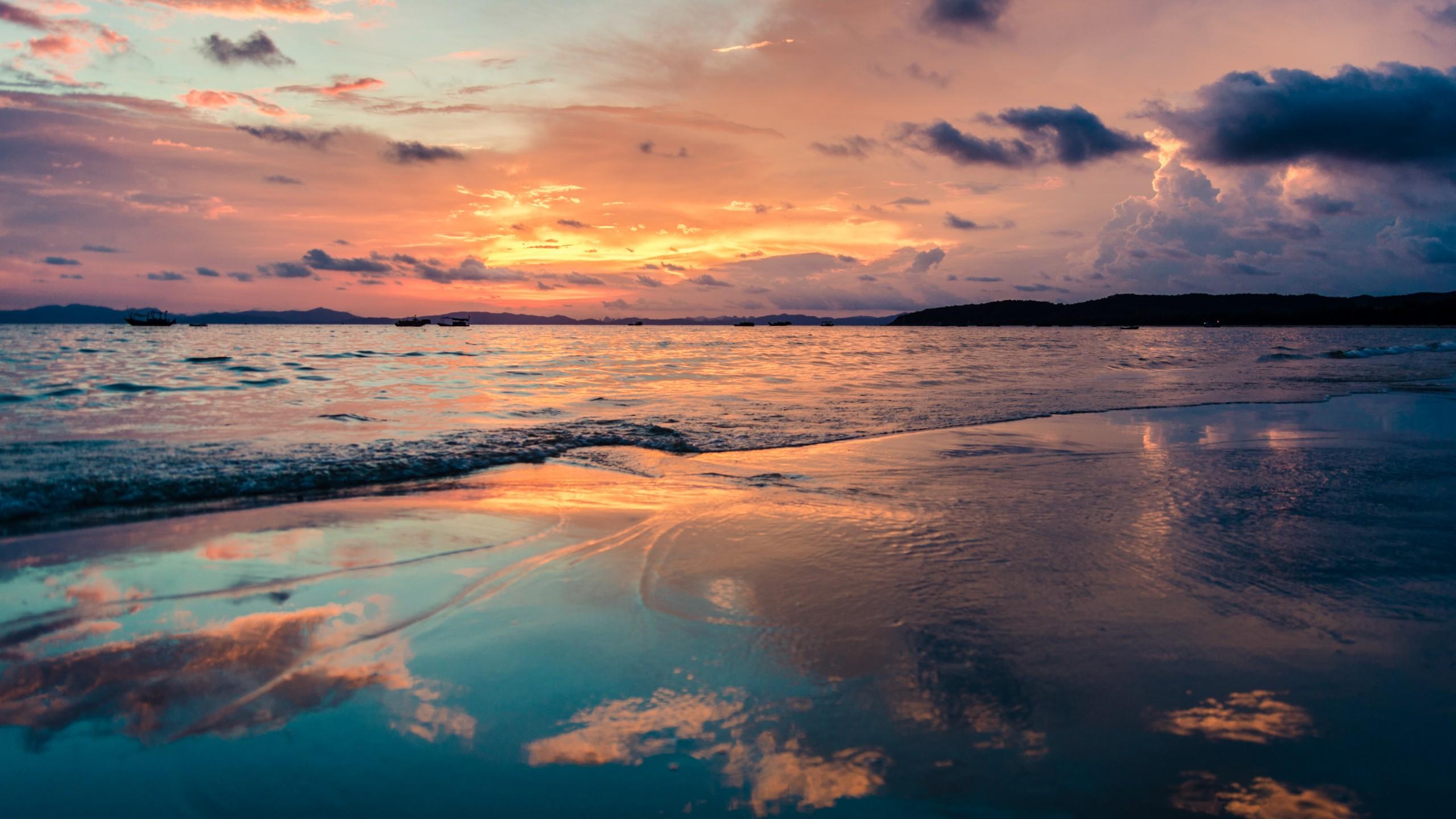 2560x1440 Wallpaper sunset, ocean, beach, sky, clouds, 4k, Nature