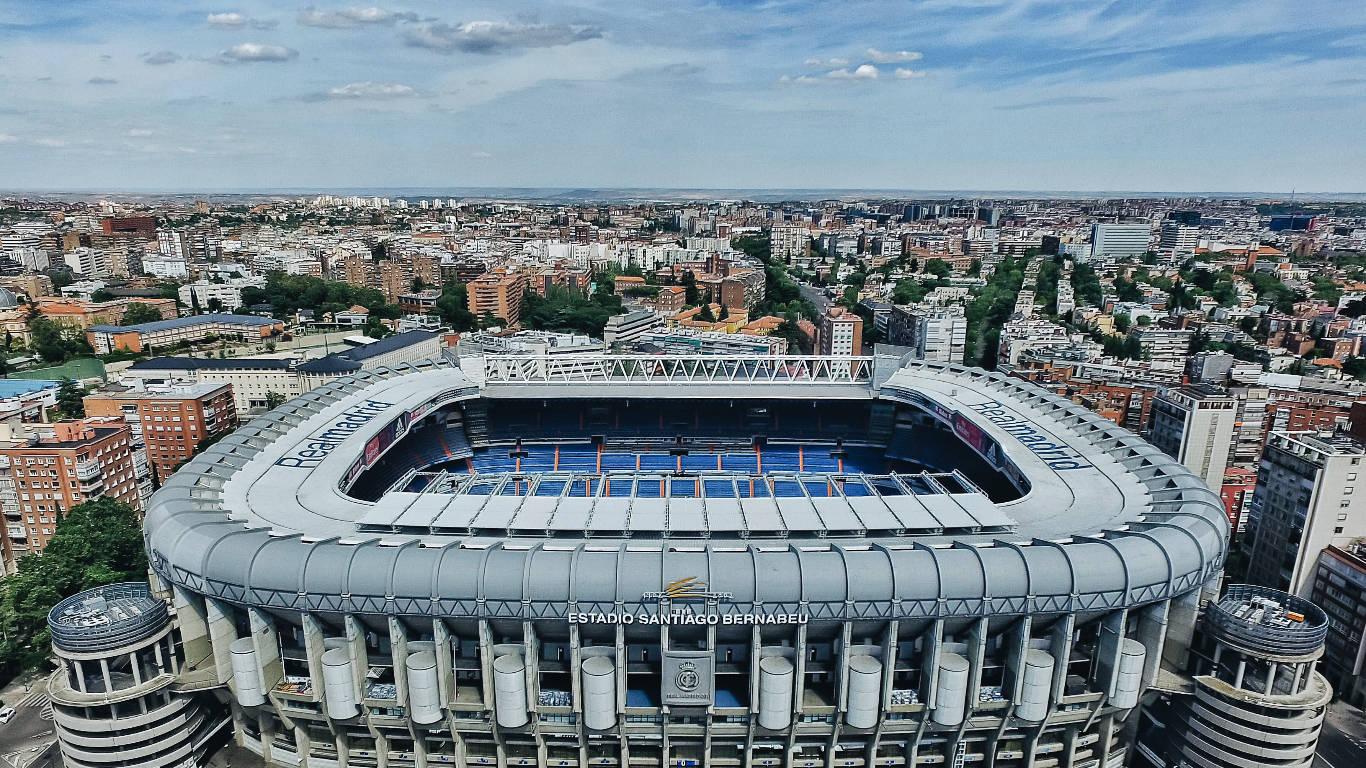 1366x768 Download Real Madrid Santiago Bernabéu Stadium Wallpaper
