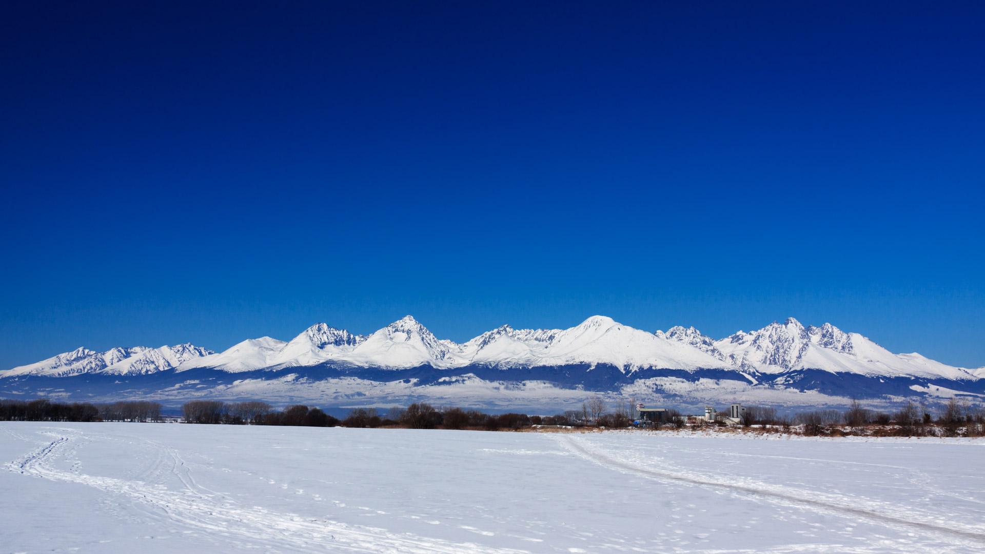 1920x1080 Hut To Hut Guided Ski Tour In High Tatras, Slovakia. Ski Touring Trip. Certified Guide