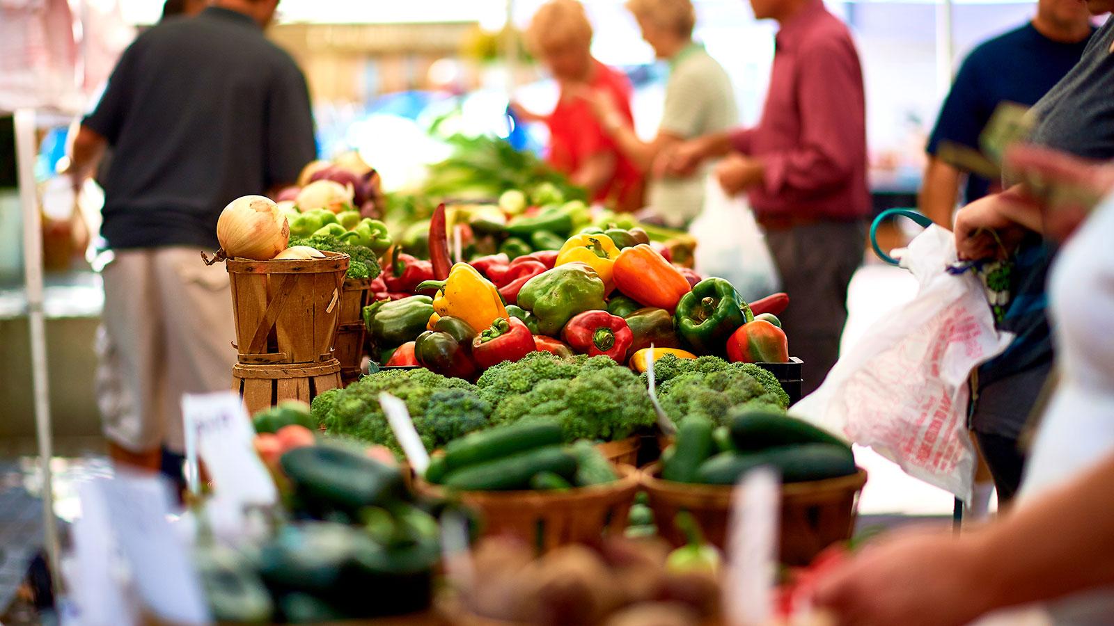 1600x900 Farms & Markets. Things to Do