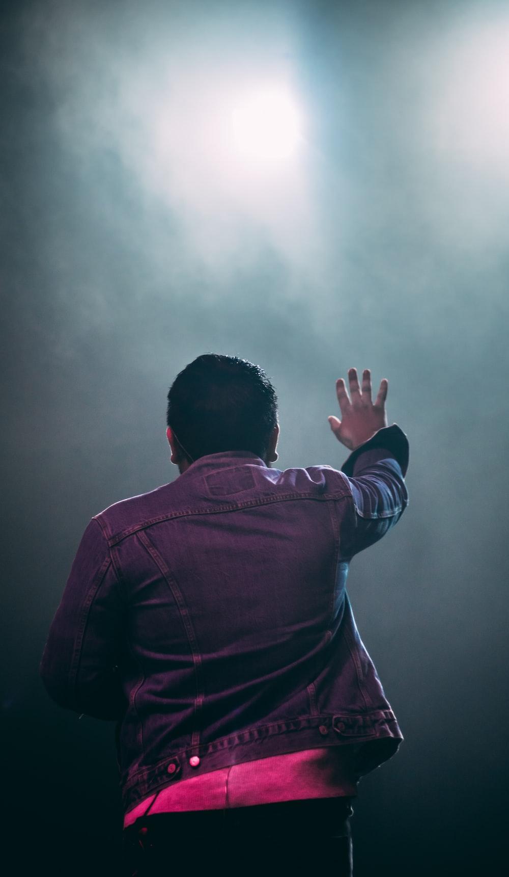 1000x1721 Praising God Picture. Download Free Image