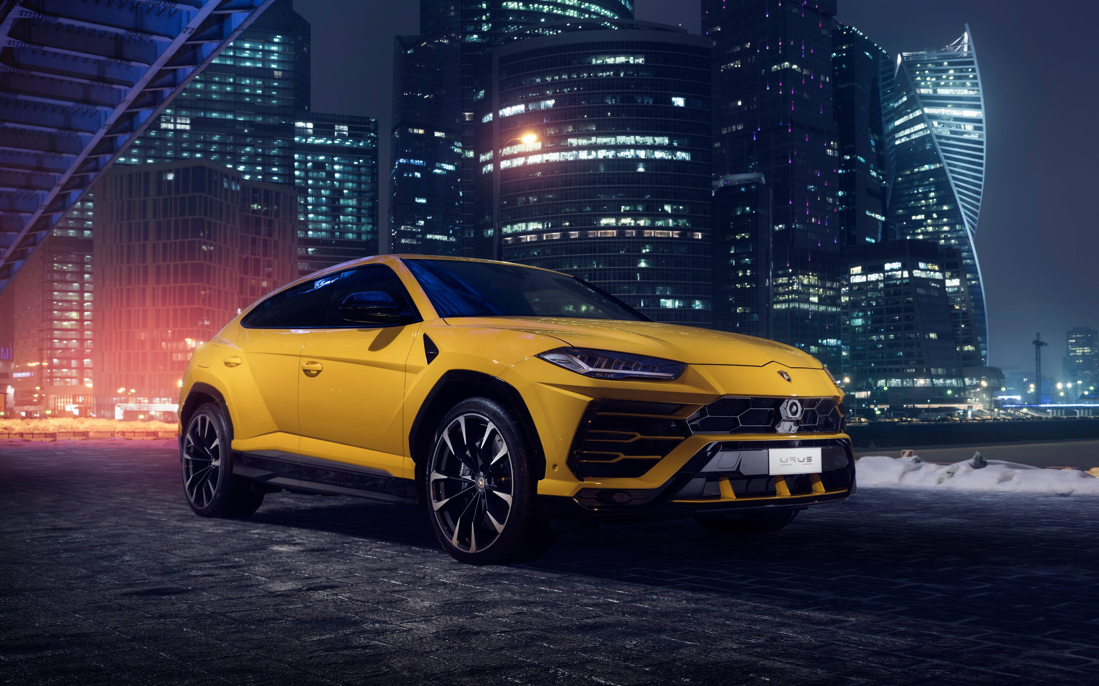 3840x2400 Lamborghini Urus SUV 4K Wallpaper
