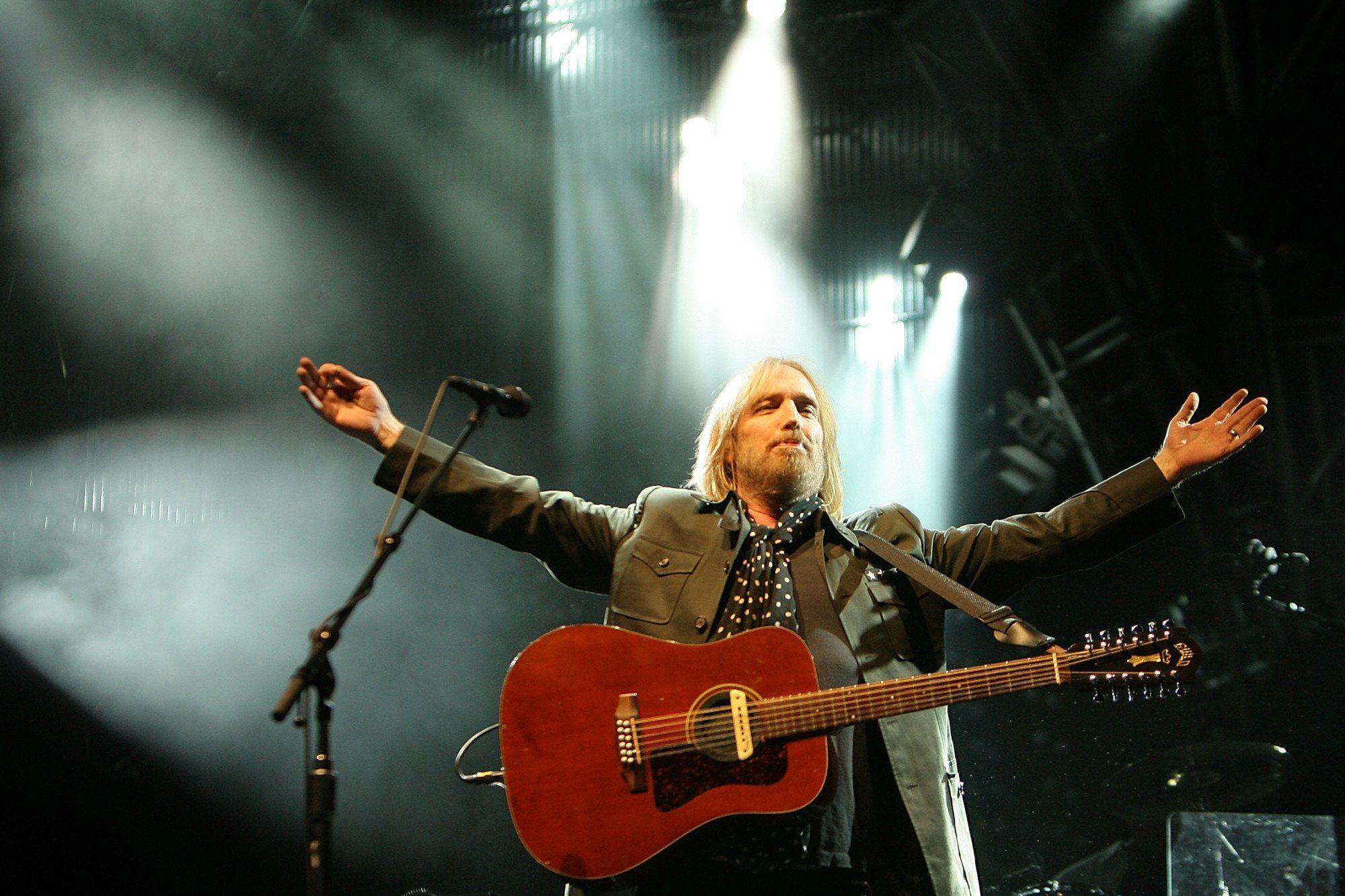 2000x1333 Tom Petty Wallpaper Related Keywords & Suggestions Petty