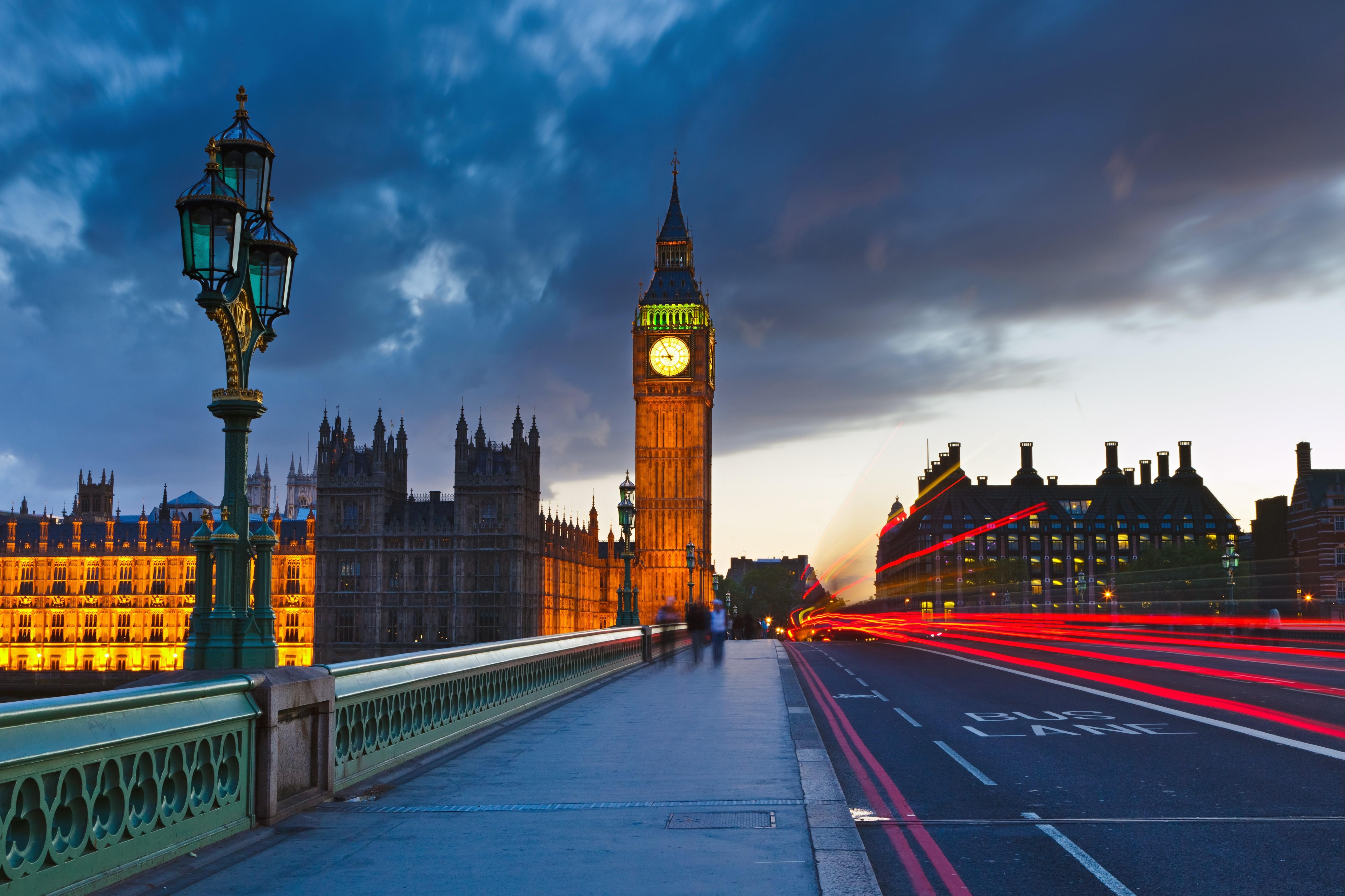 5275x3516 Palace of westminster, London, Big ben, Evening, Traffic Gallery HD Wallpaper