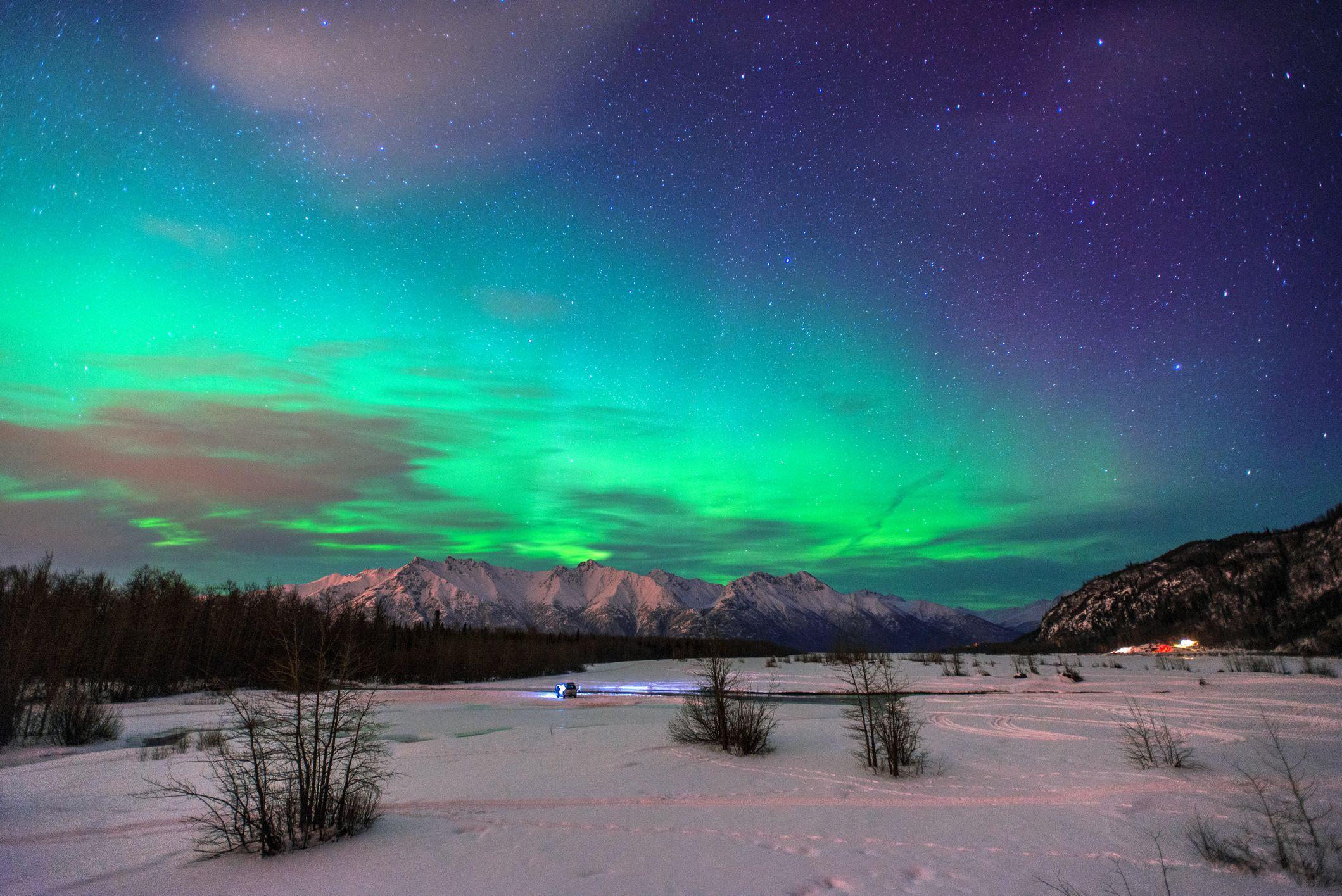 2119x1415 beautiful photo of Alaska's wilderness