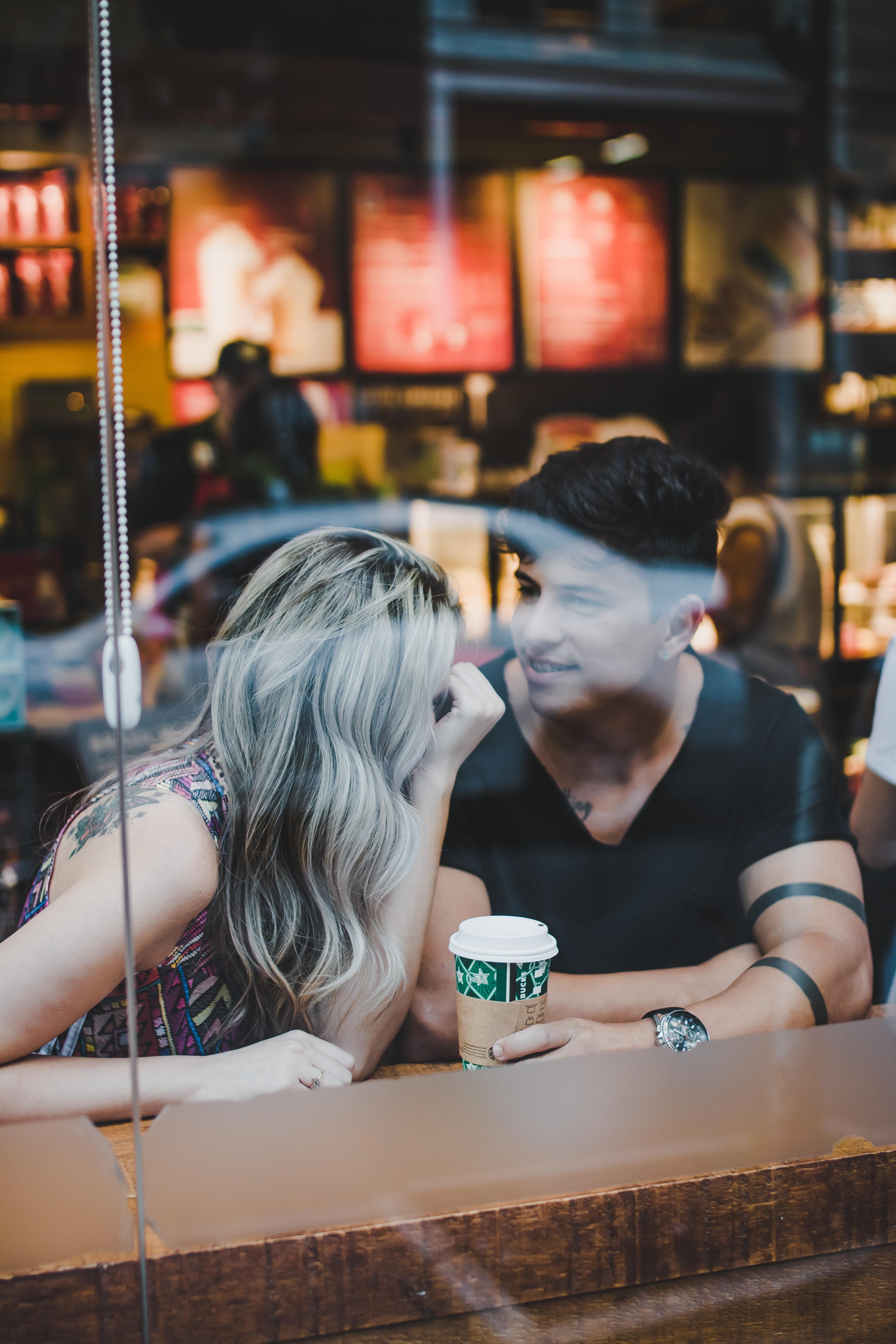 3648x5472 Couple Talking Photo, Download Free Couple Talking & HD Image