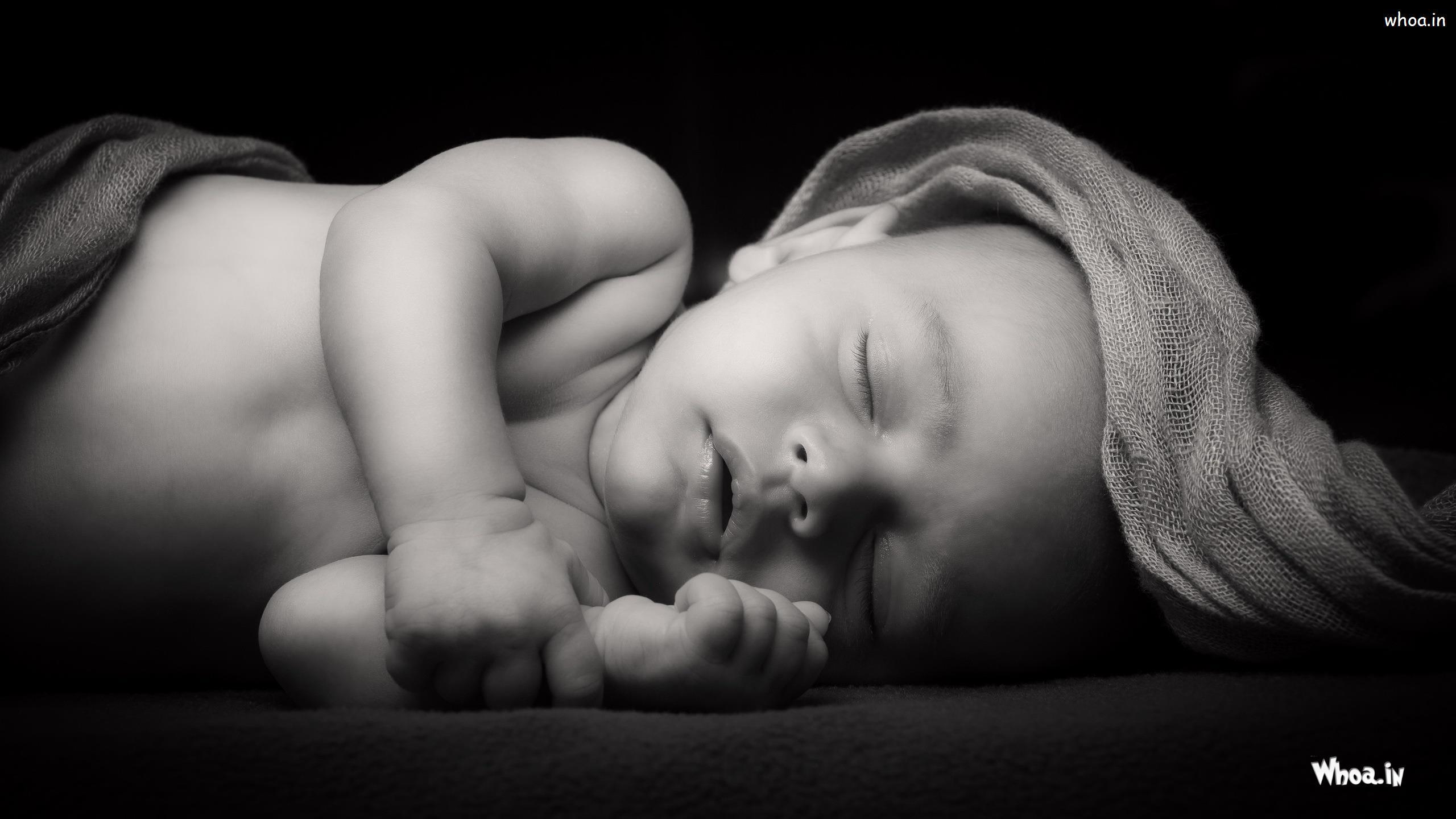 2560x1440 Newborn Little Baby Sleeping With Dark Background HD Baby Sleep Wall