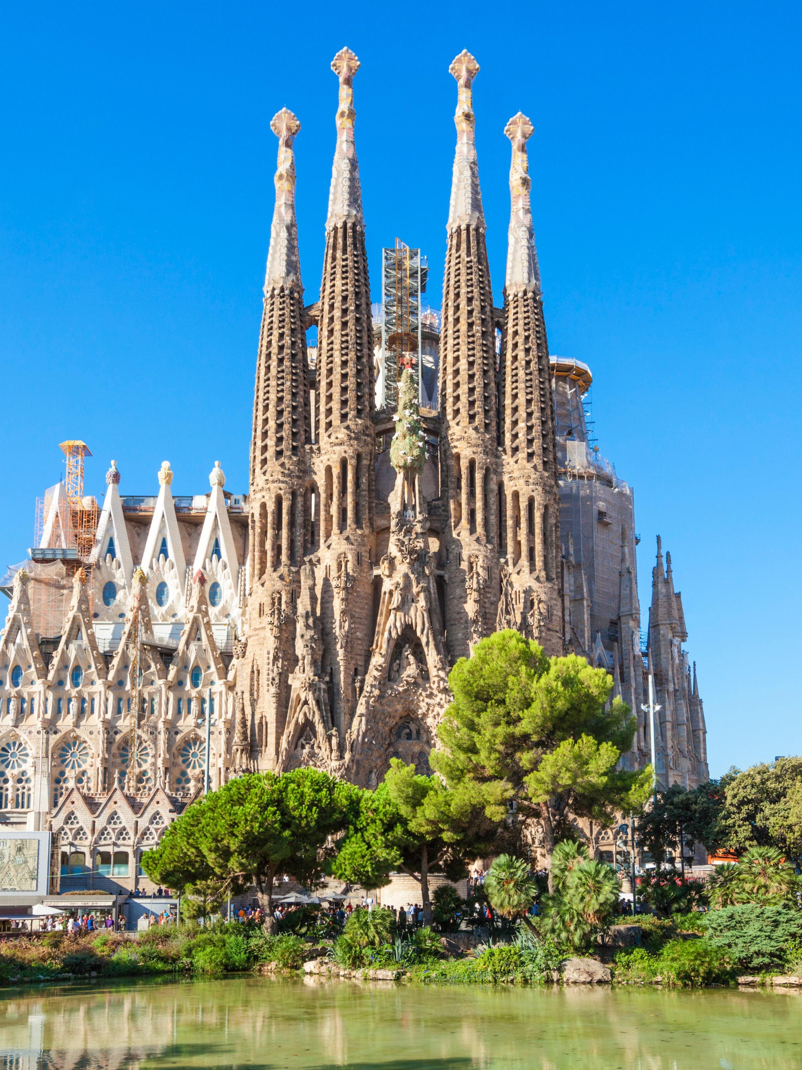 La Sagrada Familia Wallpapers - Top Free La Sagrada Familia Backgrounds ...