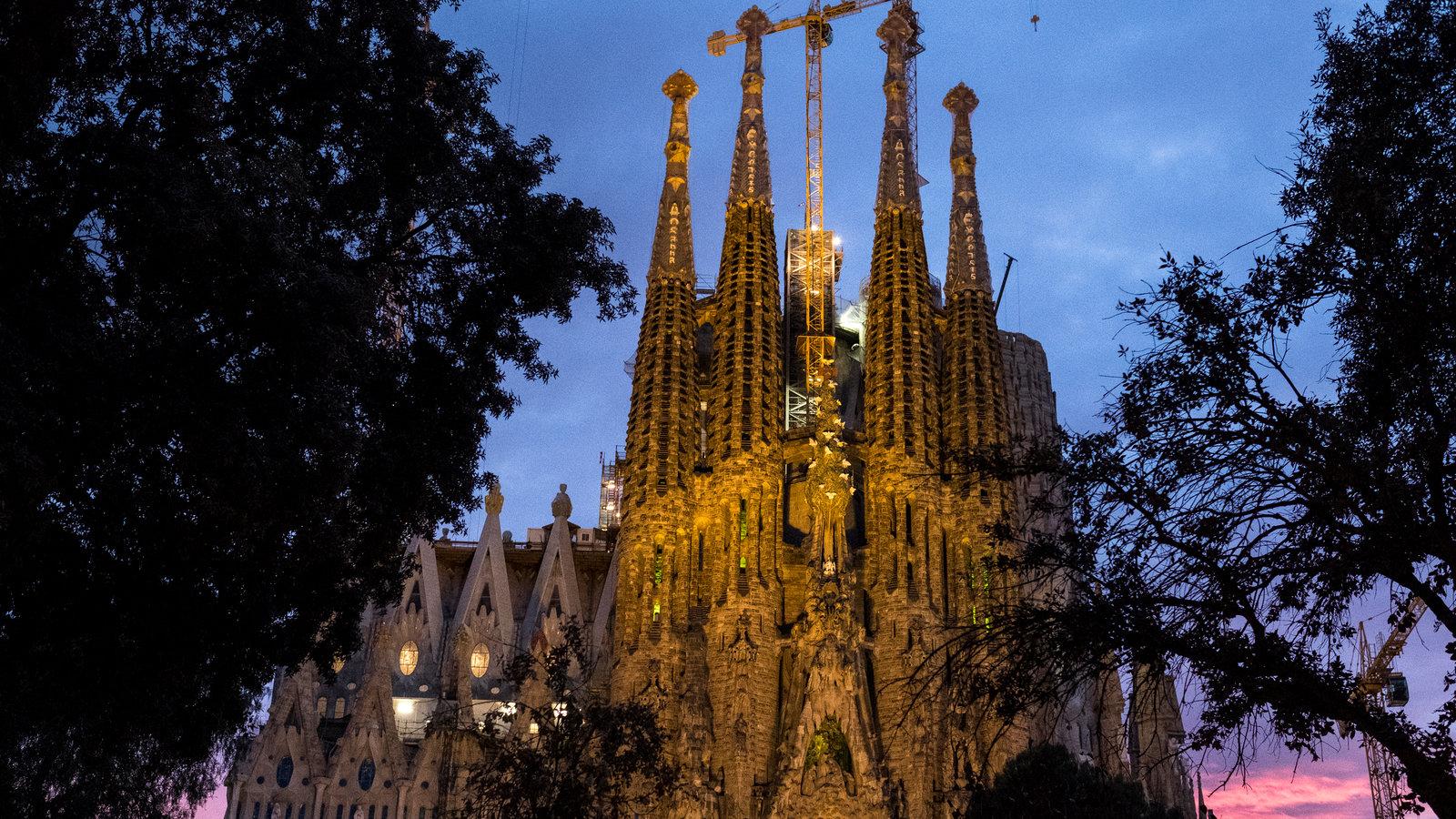 1600x900 Sagrada Familia, a Barcelona Masterpiece, and Scofflaw?
