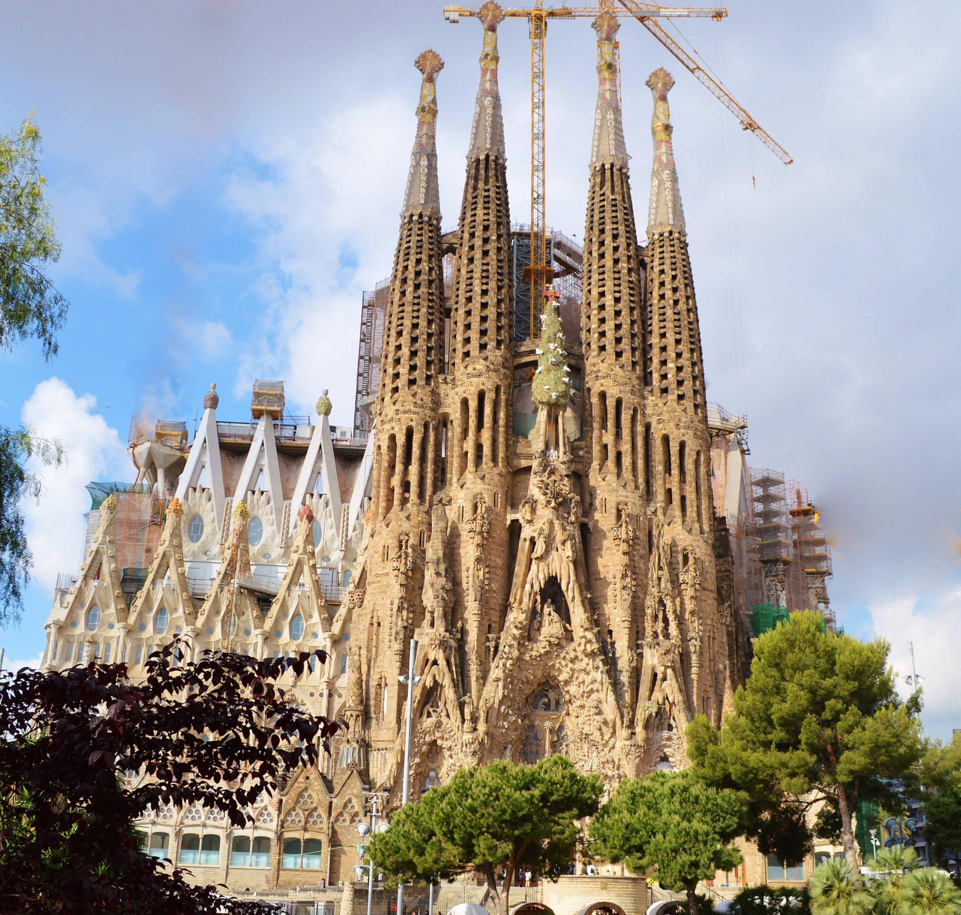 1920x1829 Download Spain Sagrada Familia Architecture Wallpaper