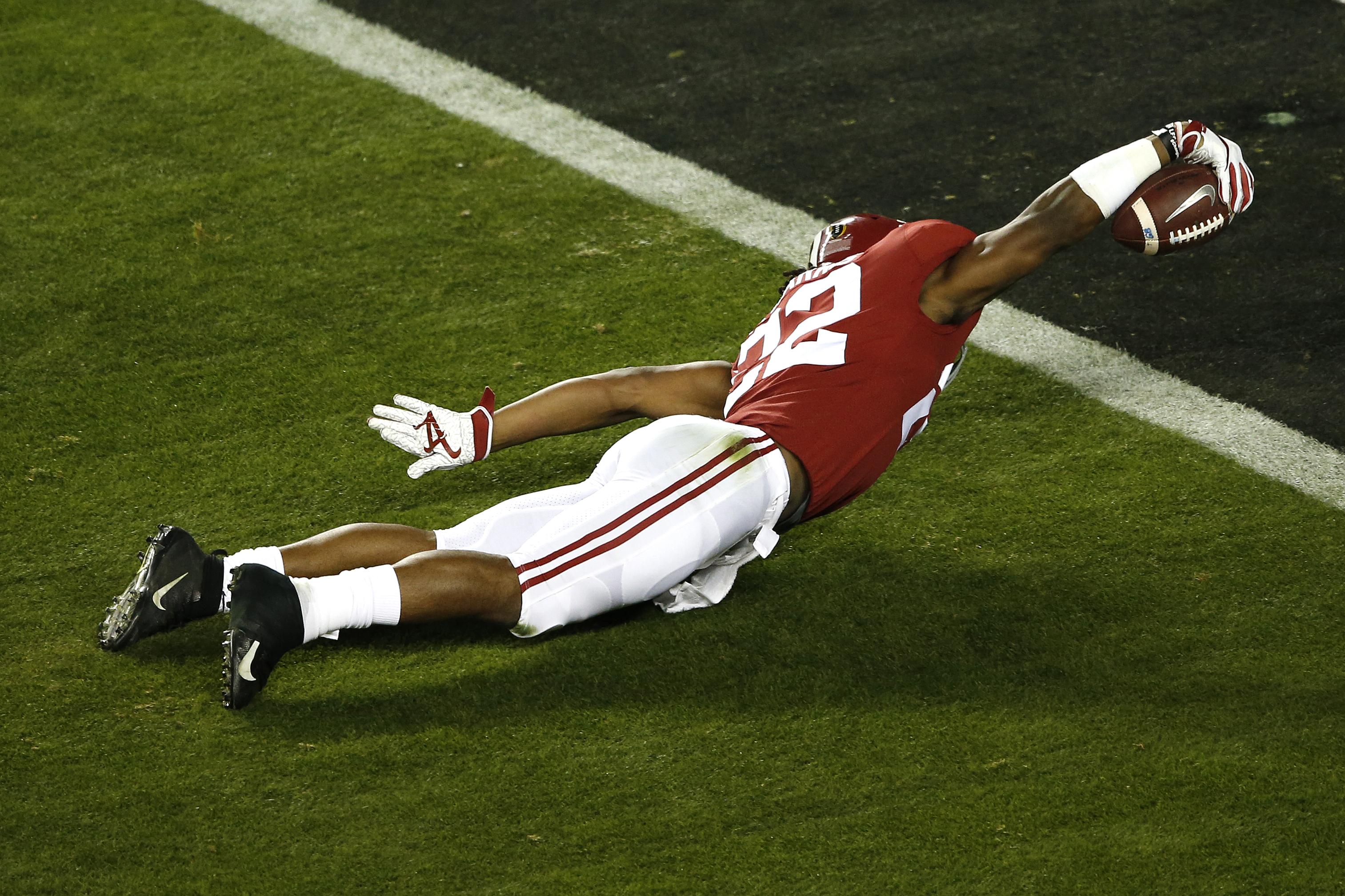 3026x2017 Reports: Alabama's Najee Harris, Brian Robinson suspended for 1st half vs Duke