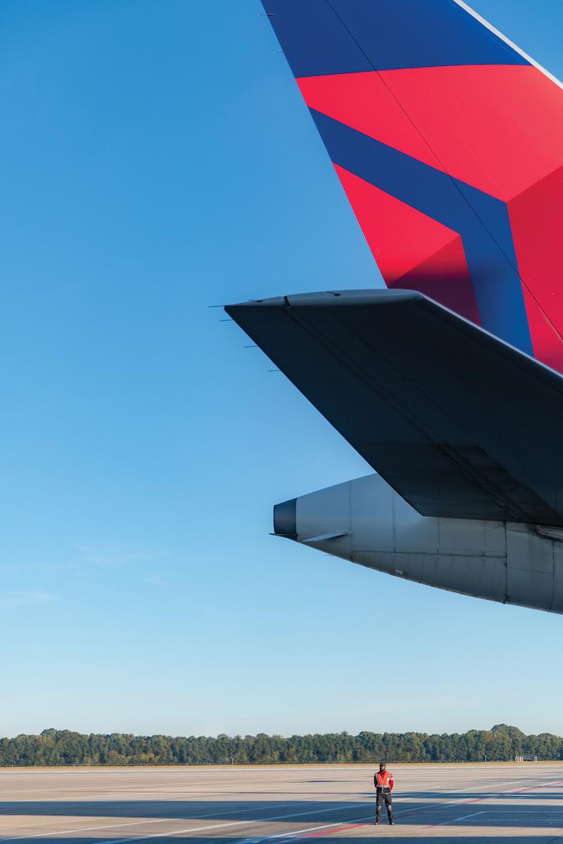 800x1200 Delta confirm: no bird too tall