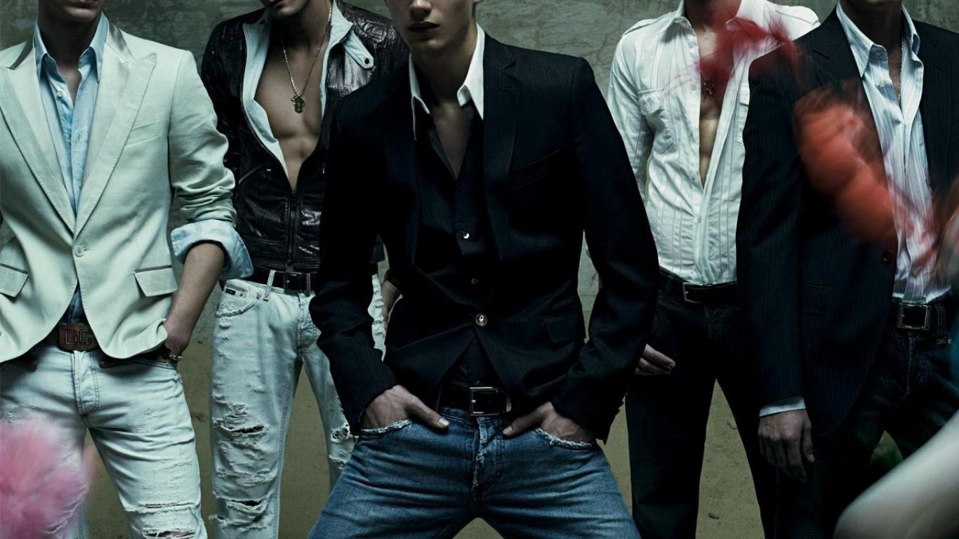 1366x768 Dolce Gabbana wear Desktop wallpaper 1366x768