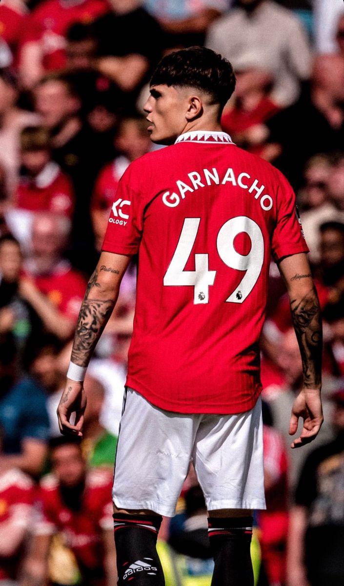 705x1200 Garnacho. Gambar sepak bola, Pemain sepak bola, Sepak bola