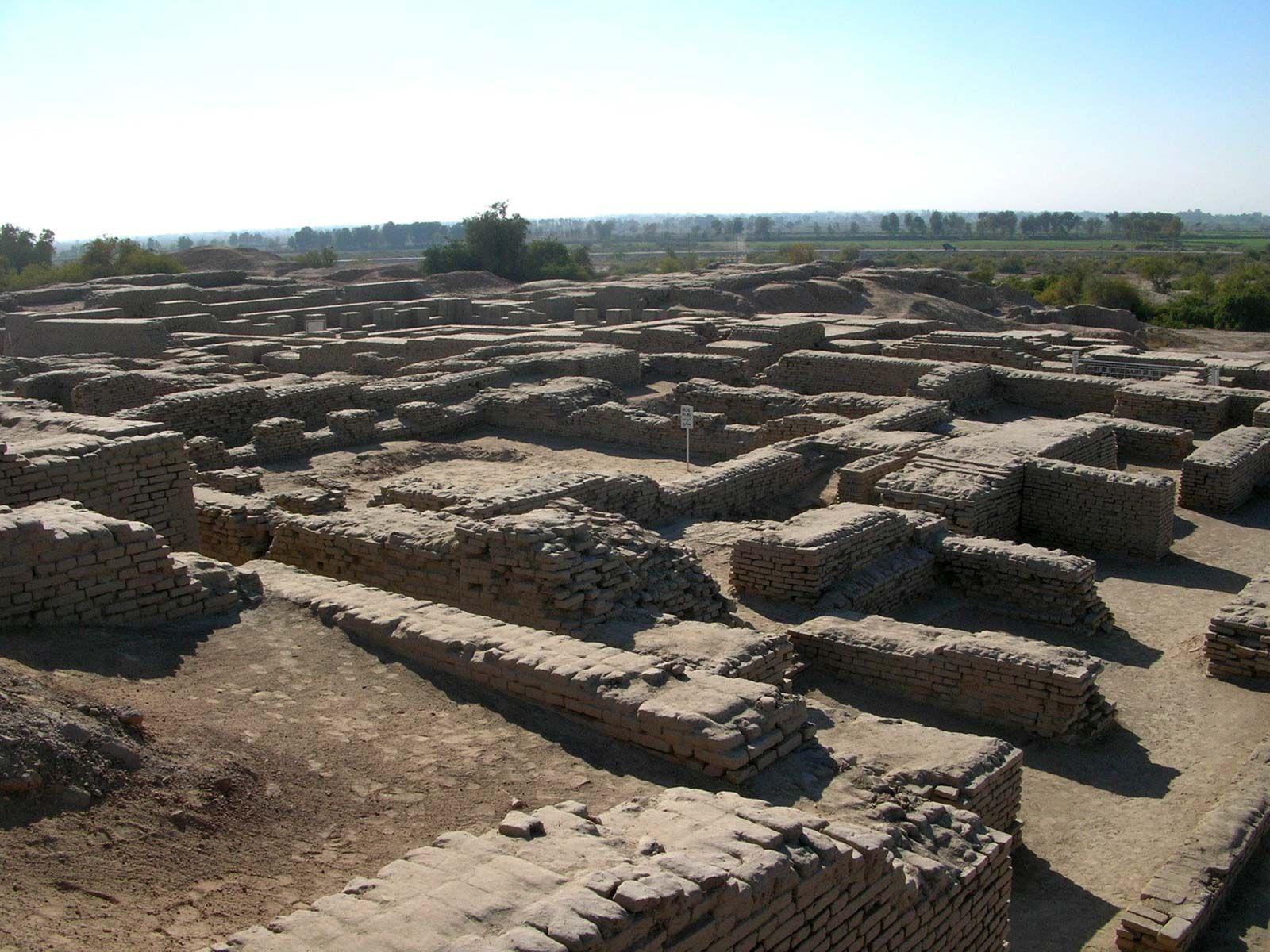 1600x1200 Indus civilization. History, Location, Map, Artifacts, Language, & Facts