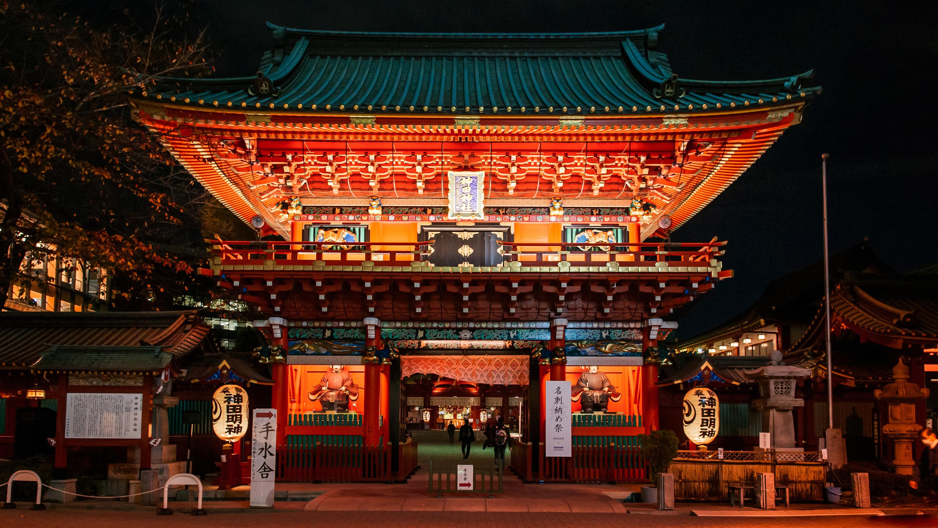 3000x1688 Hatsumode in Tokyo: traditional New Year visits to shrines and temples