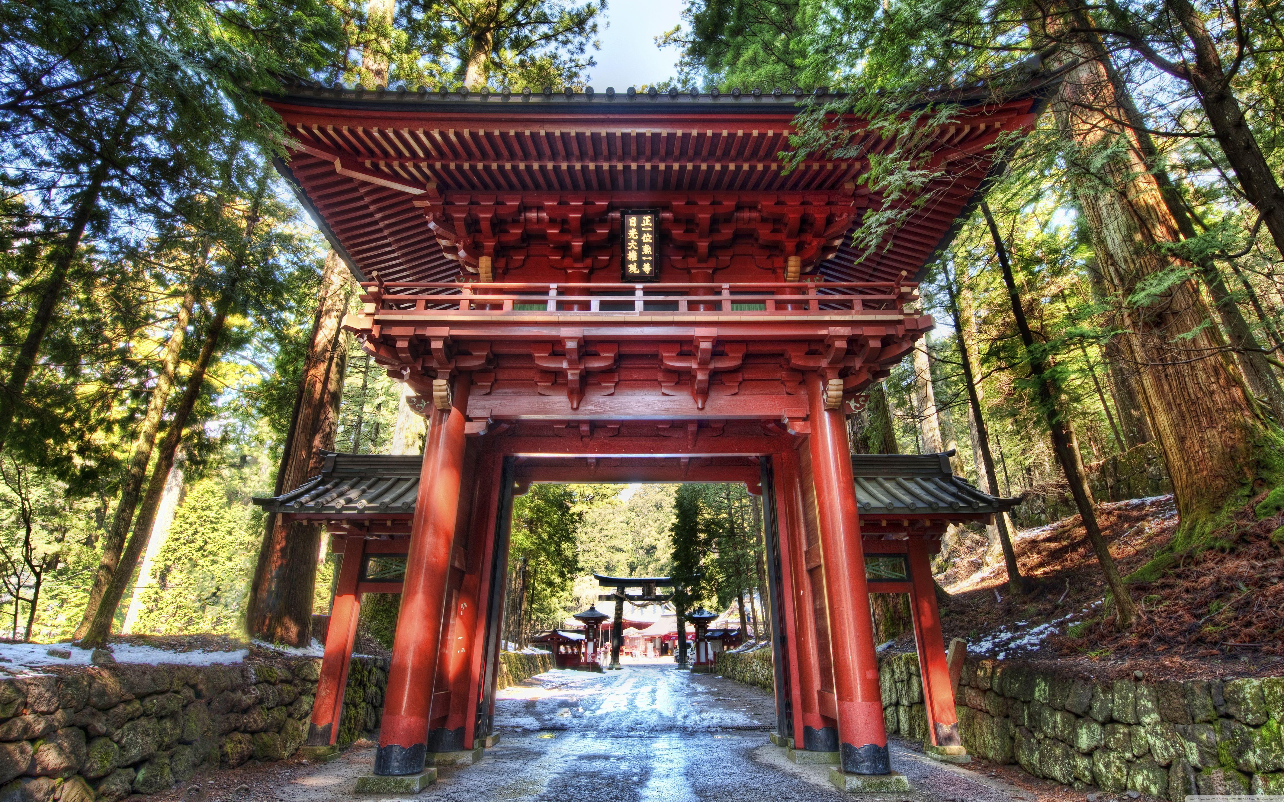 5120x3200 Japanese Shrine Wallpaper