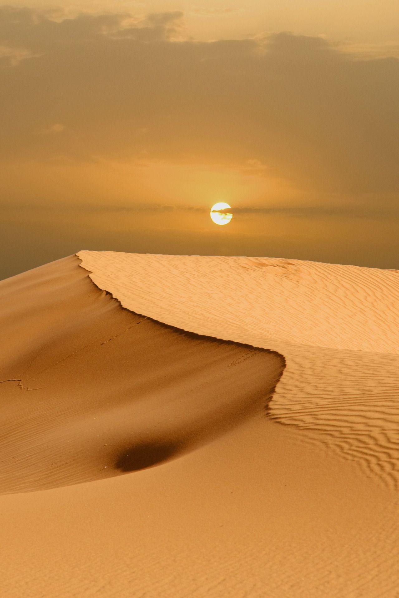 Desert Saudi Arabia Wallpapers Top Free Desert Saudi Arabia Backgrounds WallpaperAccess