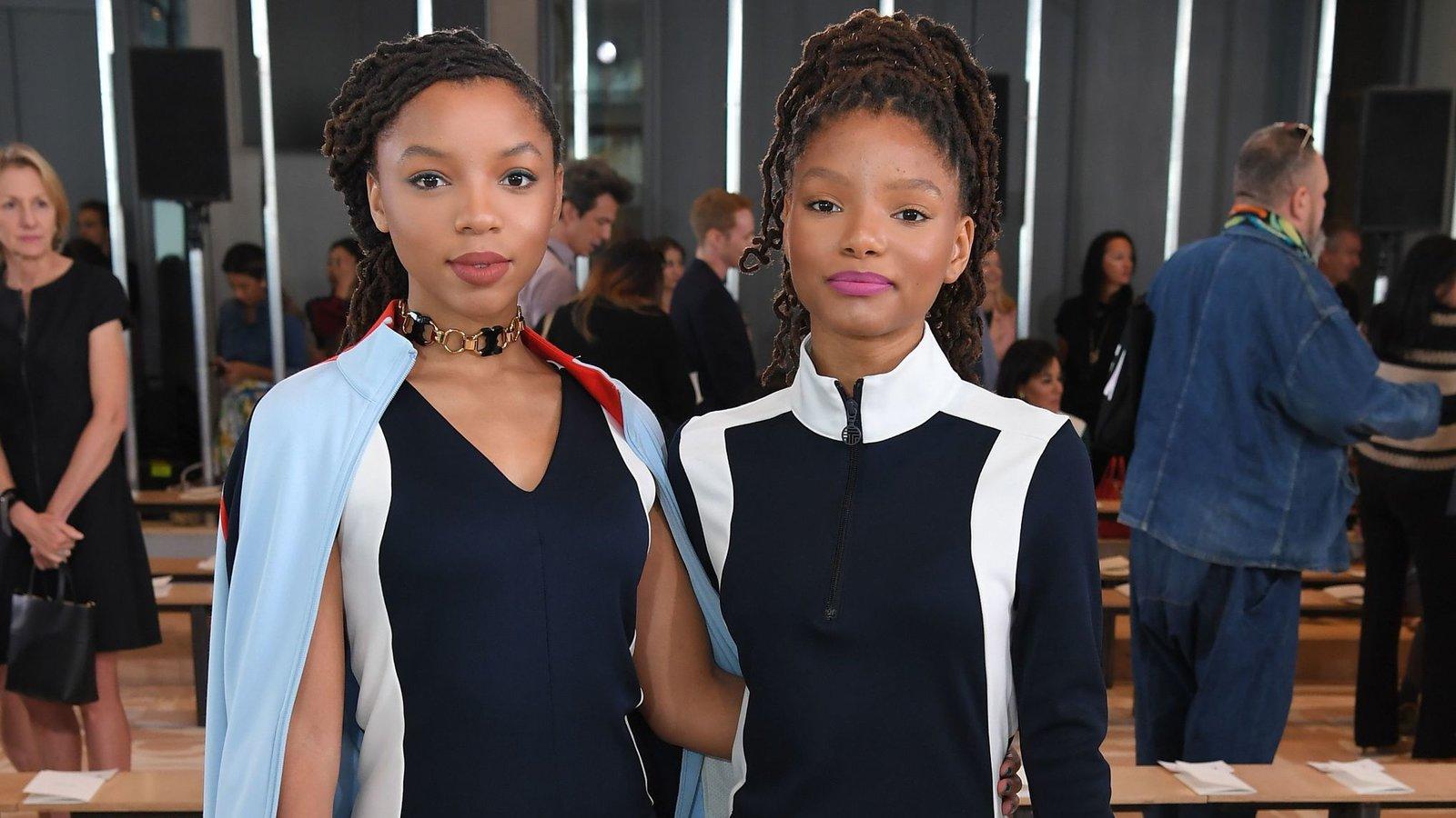 1600x900 The R&B Duo Chloe x Halle Were in the Front Row of Tory Burch