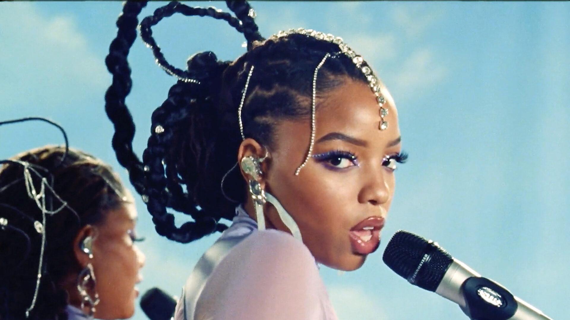 Chloe Bailey Wallpapers - Top Free Chloe Bailey Backgrounds