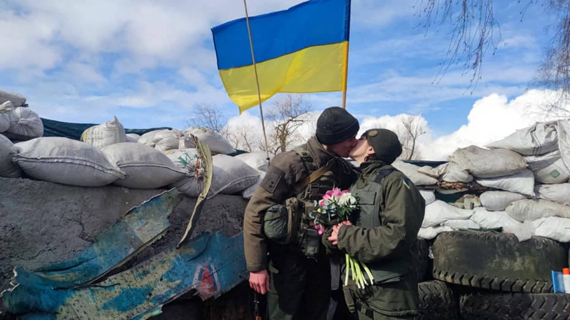 1920x1080 In Ukraine, war is turning love into marriages