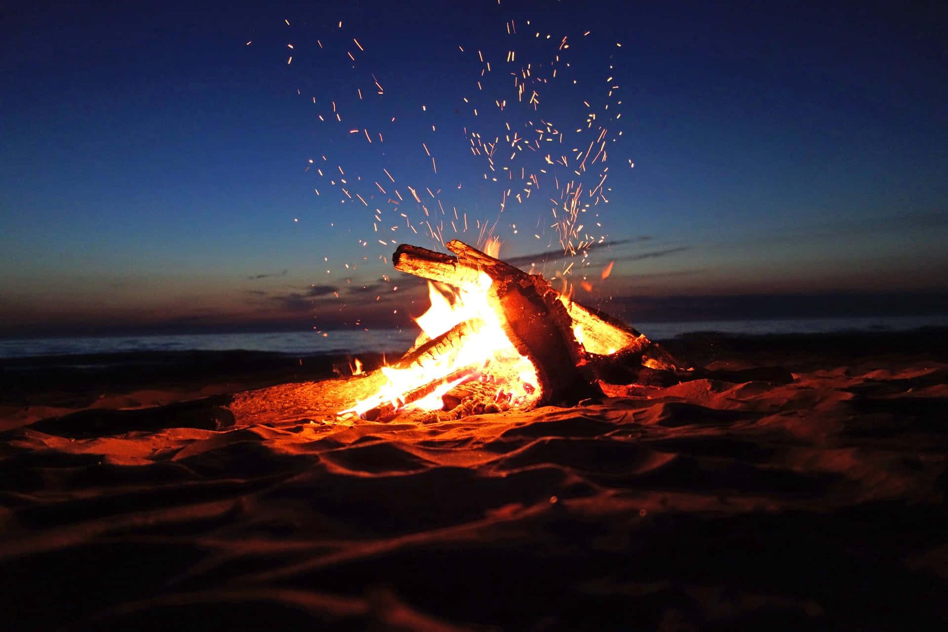 Beach Campfire Wallpapers - Top Free Beach Campfire Backgrounds ...