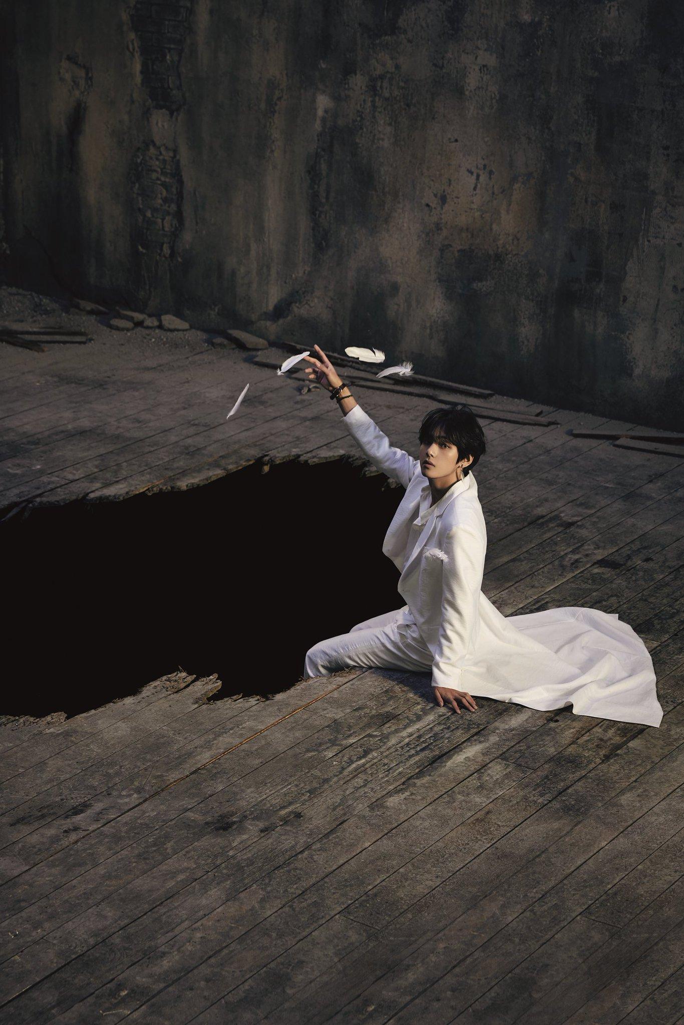 1366x2048 BTS Reveals Striking 1st Concept Photo For “Map Of The Soul: 7”
