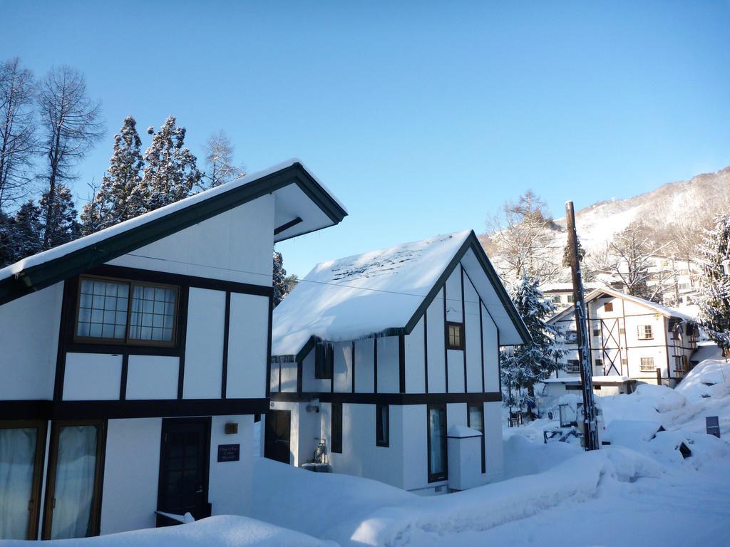 1024x768 Zen Chalets Hakuba, Hakuba