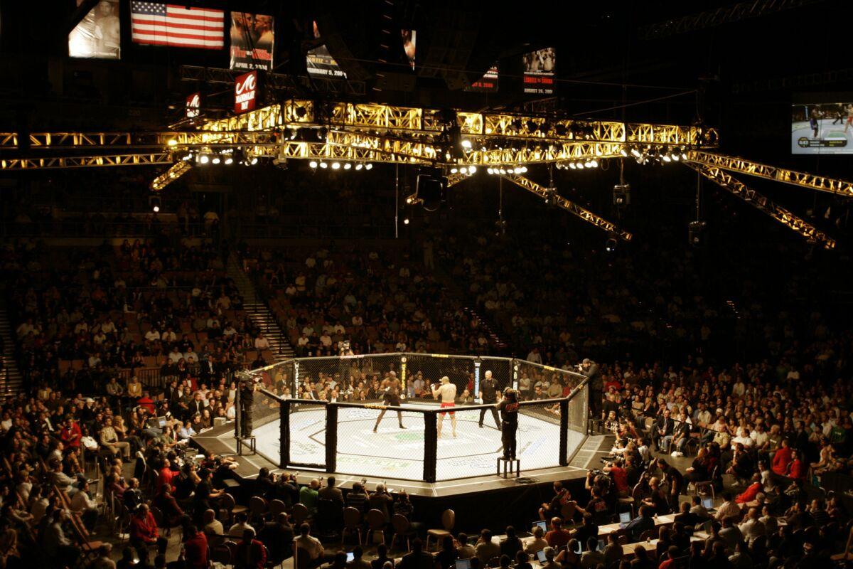 1200x800 Mauro Ranallo expands his broadcasting portfolio on 'Inside MMA' Angeles Times